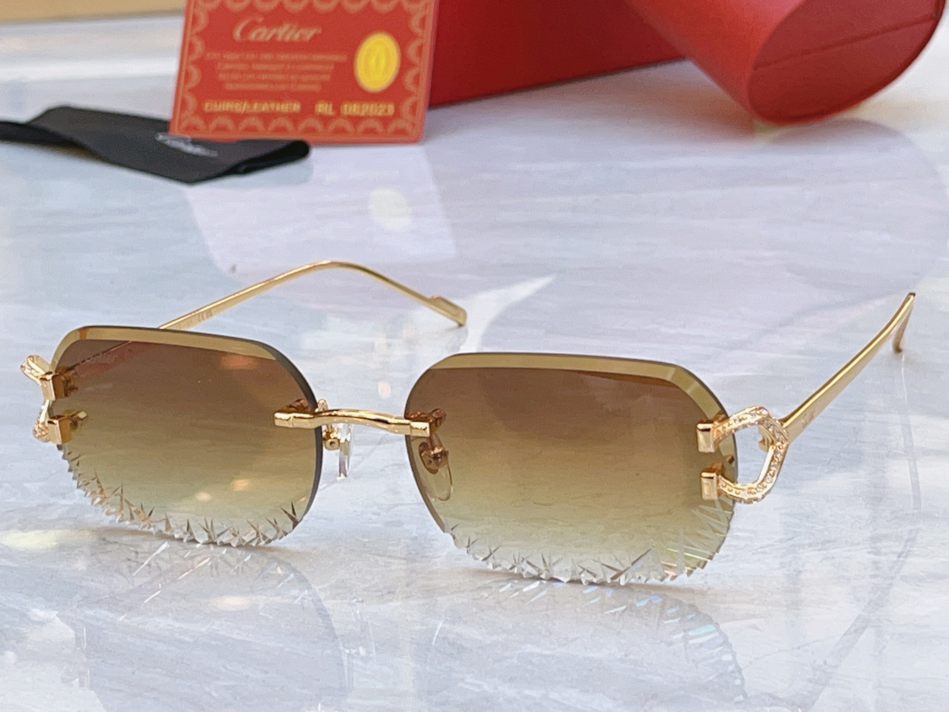 ，【CARTIE*】卡地*亚新款太阳镜，Mod:CT0798S，Size:58口18-140