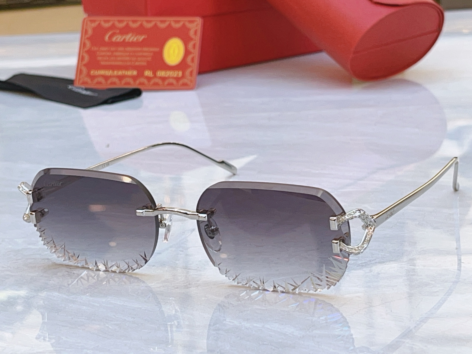 ，【CARTIE*】卡地*亚新款太阳镜，Mod:CT0798S，Size:58口18-140