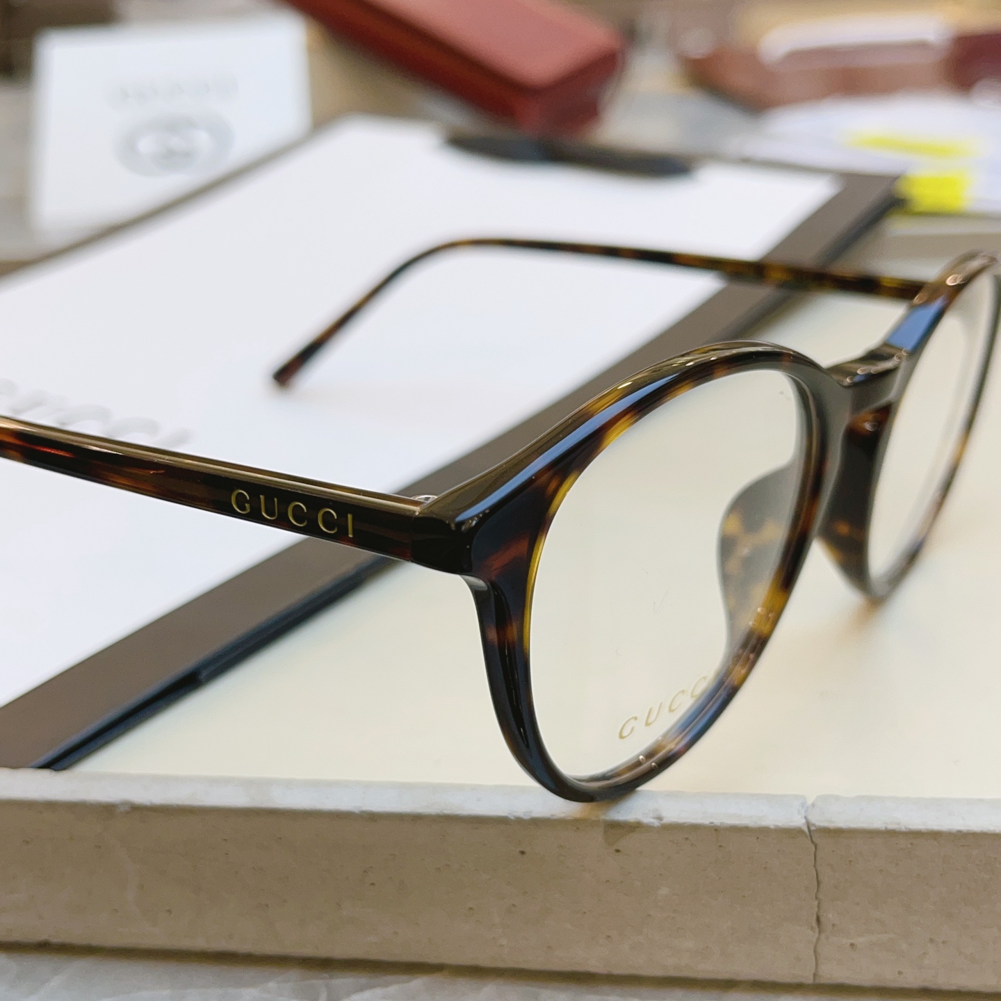 ，【GUCC*】古*驰新款太阳镜，MODEL：GG1998O，SIZE：49口20-145