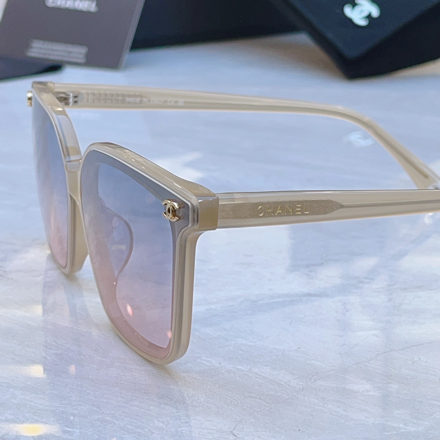 ，【CHANE*】香奈儿新款太阳镜，MODEL：CH5552-U，SIZE：64口14-140