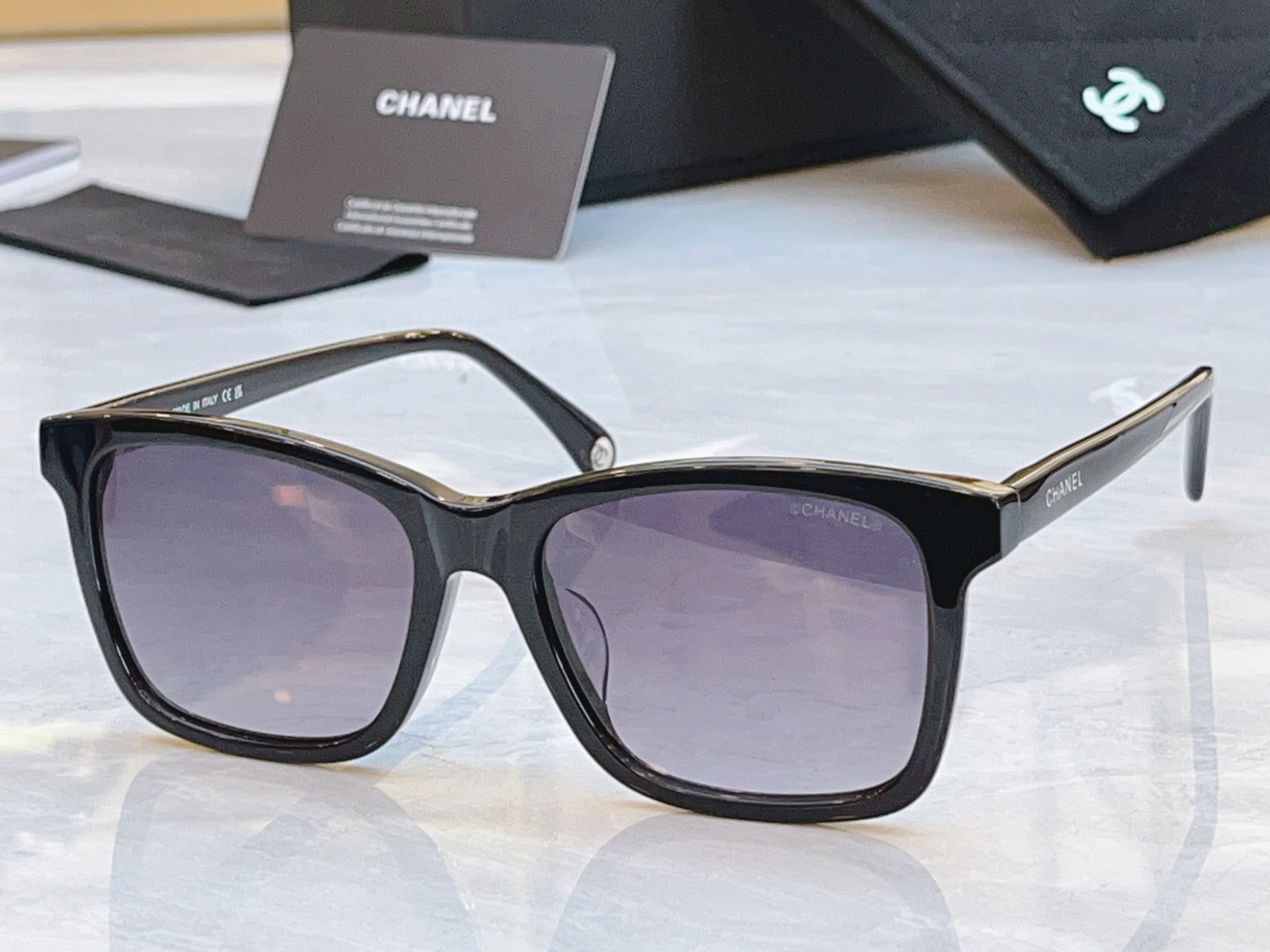 ，【CHANE*】香奈儿新款太阳镜，MODEL：CH5551-U，SIZE：55口17-140