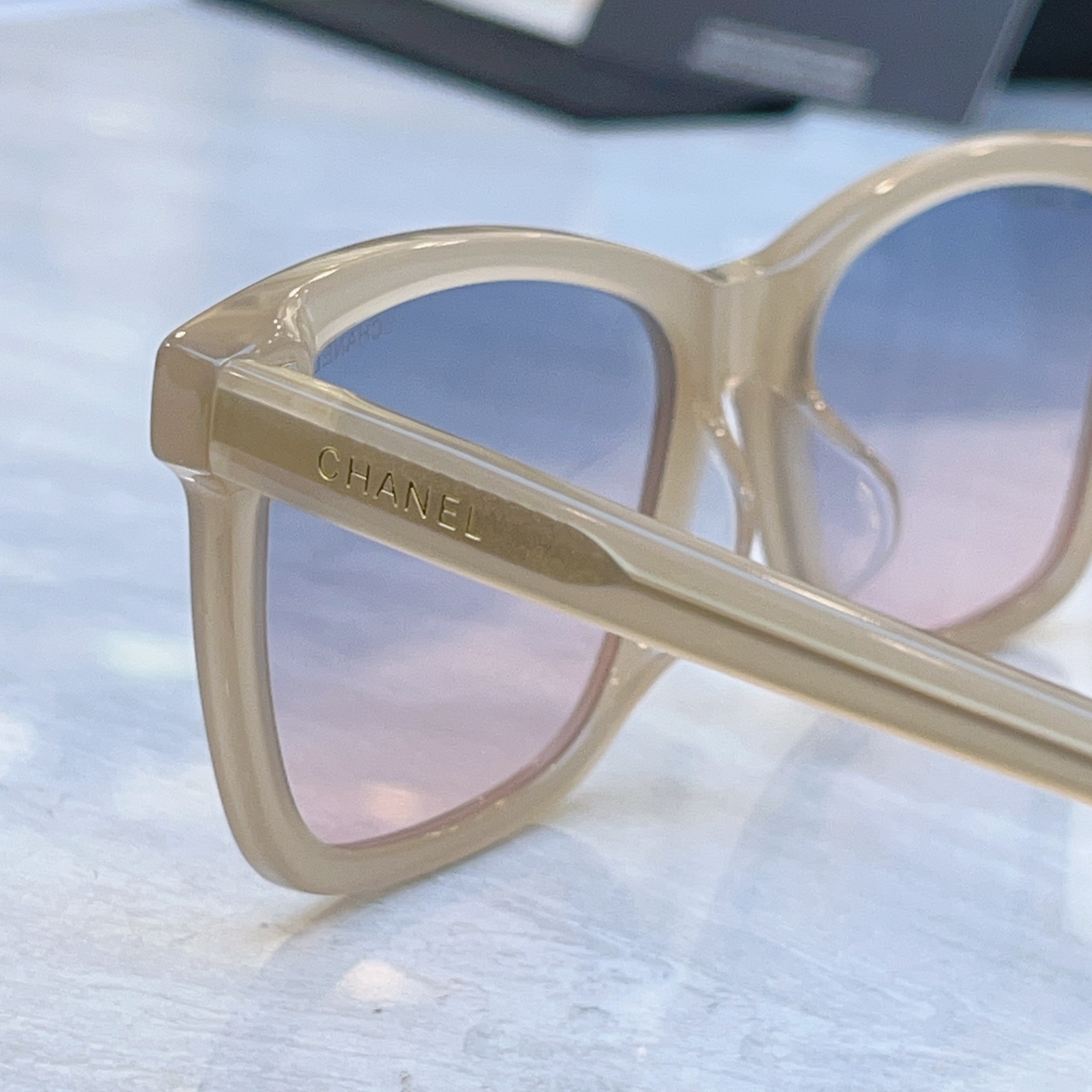 ，【CHANE*】香奈儿新款太阳镜，MODEL：CH5551-U，SIZE：55口17-140