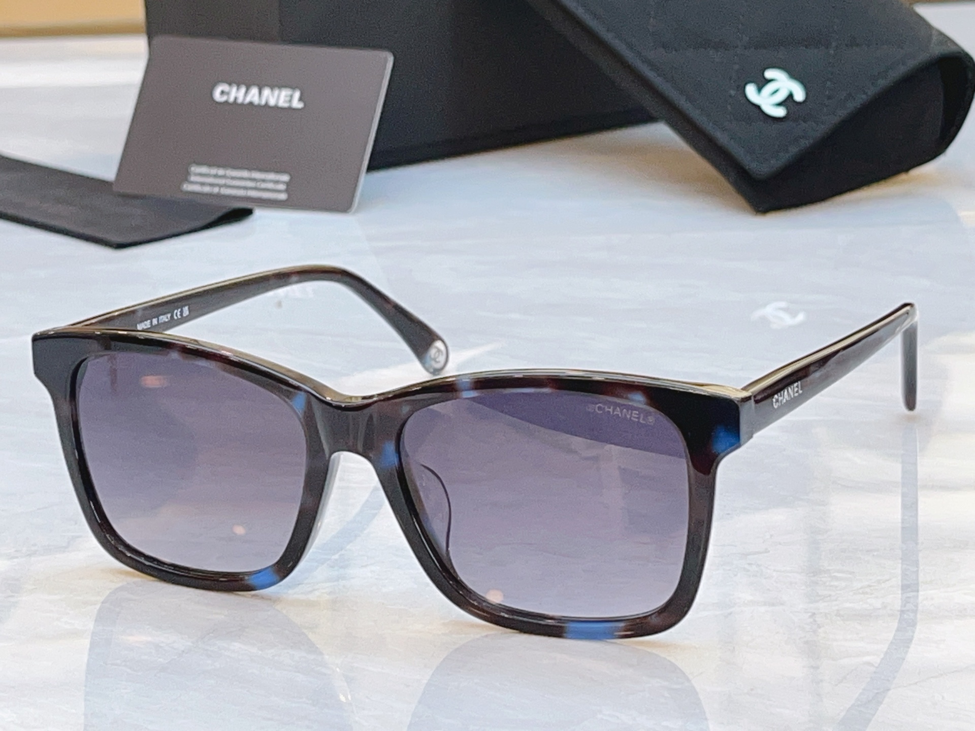 ，【CHANE*】香奈儿新款太阳镜，MODEL：CH5551-U，SIZE：55口17-140