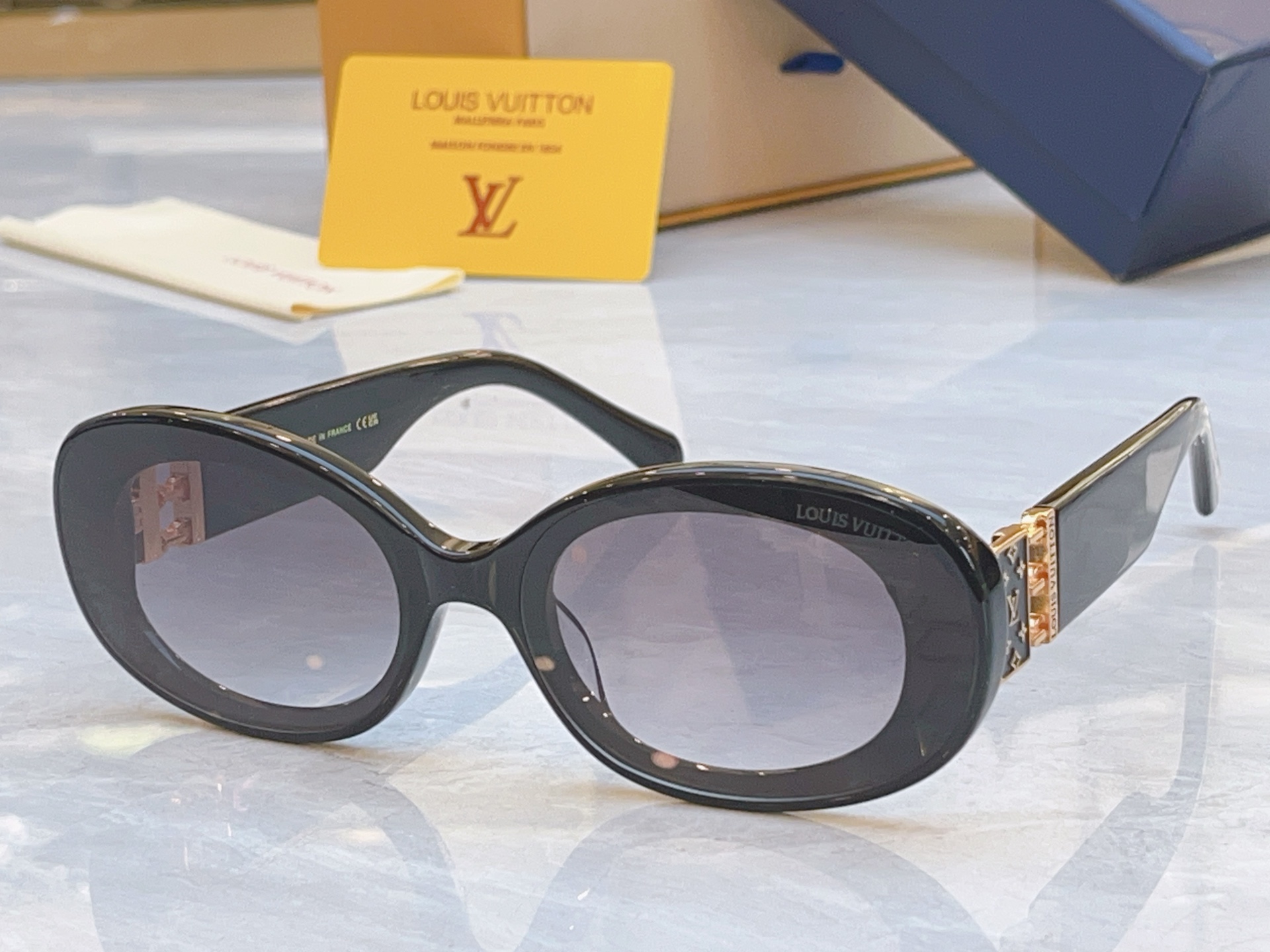 ，【LOUIS VUITTO*】路易*威登新款太阳镜，MODEL：Z2055U，SIZE：63口17-1