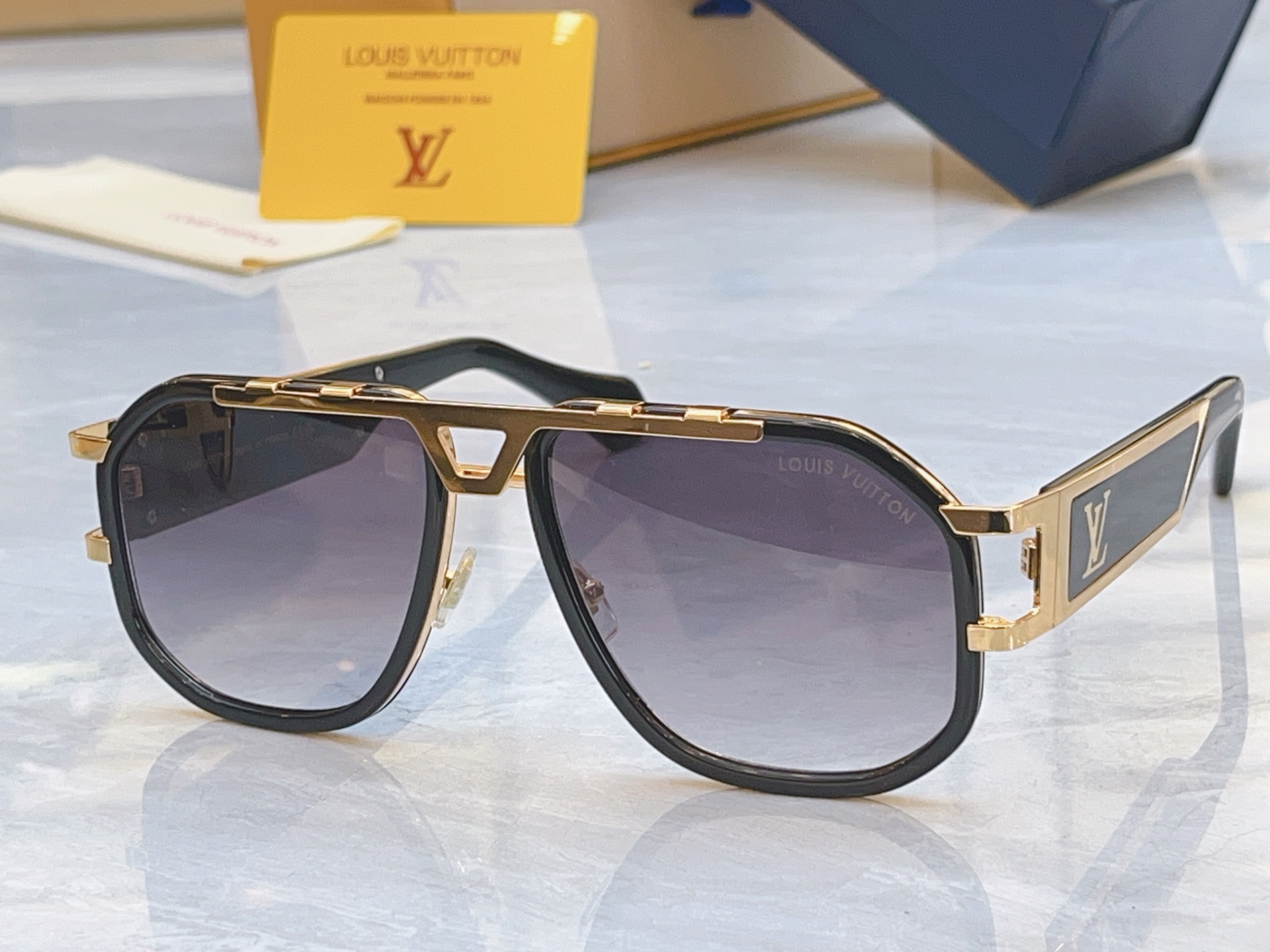 ，【LOUIS VUITTO*】路易*威登新款太阳镜，MODEL：Z1657LU，SIZE：57口17-