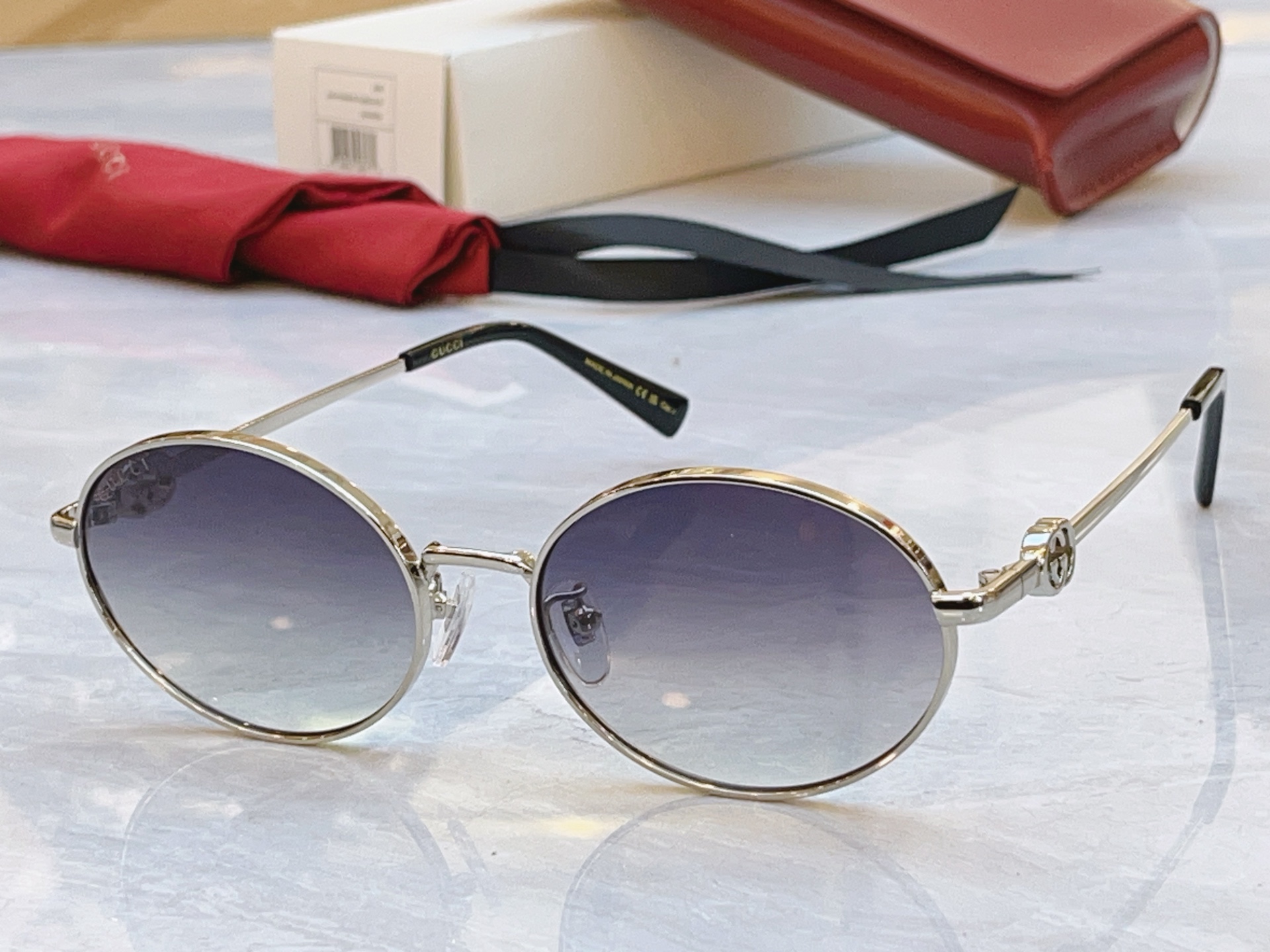 ，【GUCC*】古*驰新款太阳镜，MODEL：GG2208SK，SIZE：53口22-145