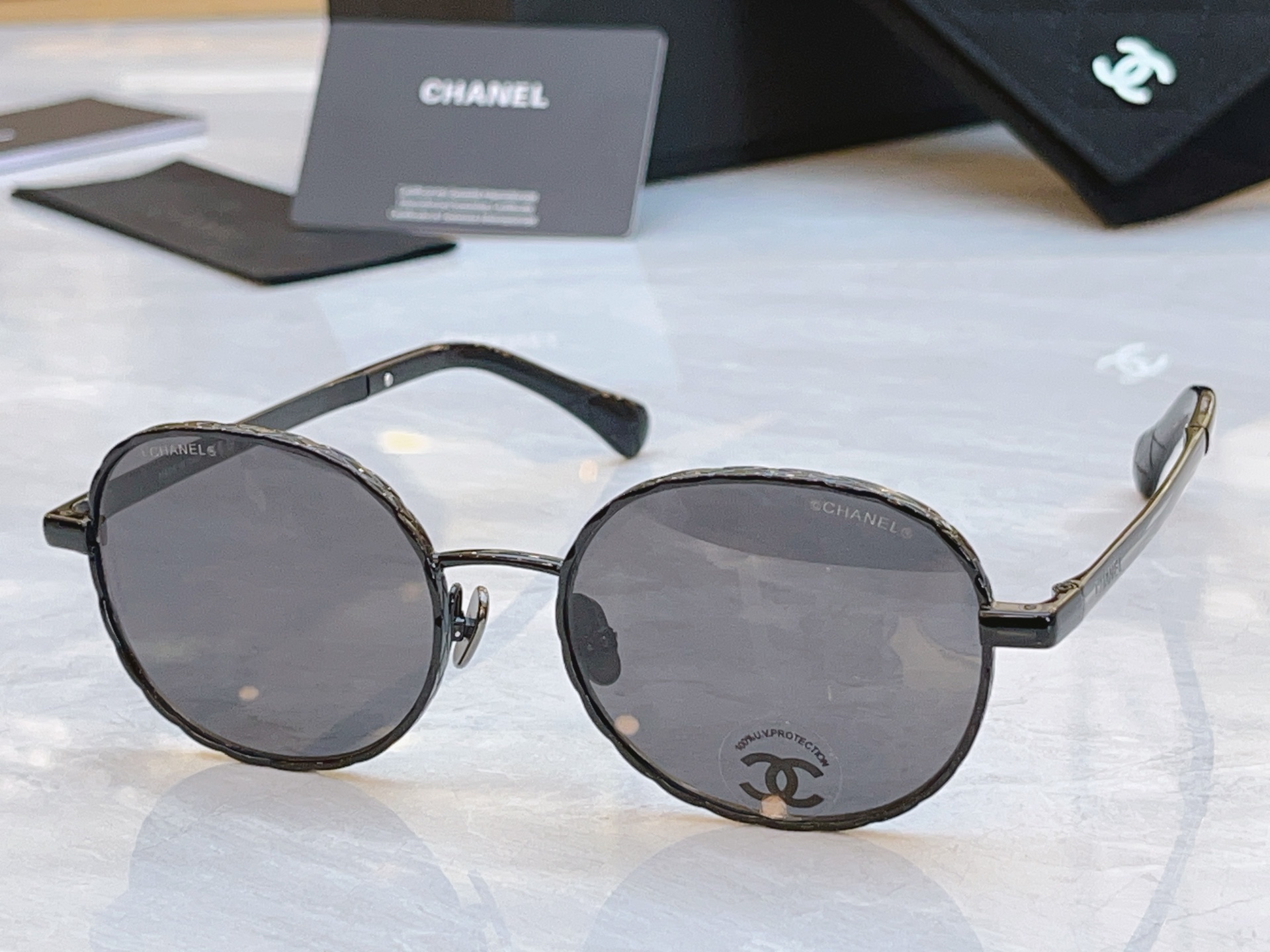 ，【CHANE*】香奈儿新款太阳镜，MODEL：CH2225，SIZE：55口18-145