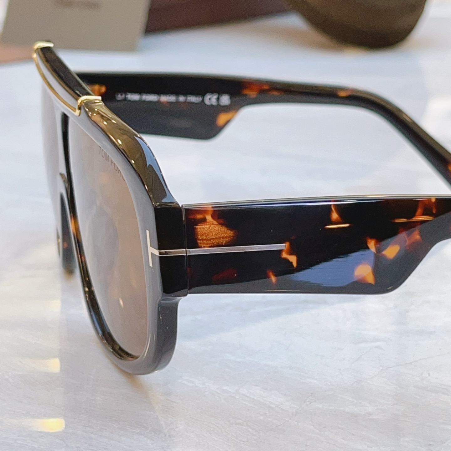 ，【TOM FOR*】汤姆*福特新款太阳镜，MODEL：FT1093，SIZE：71口7-120