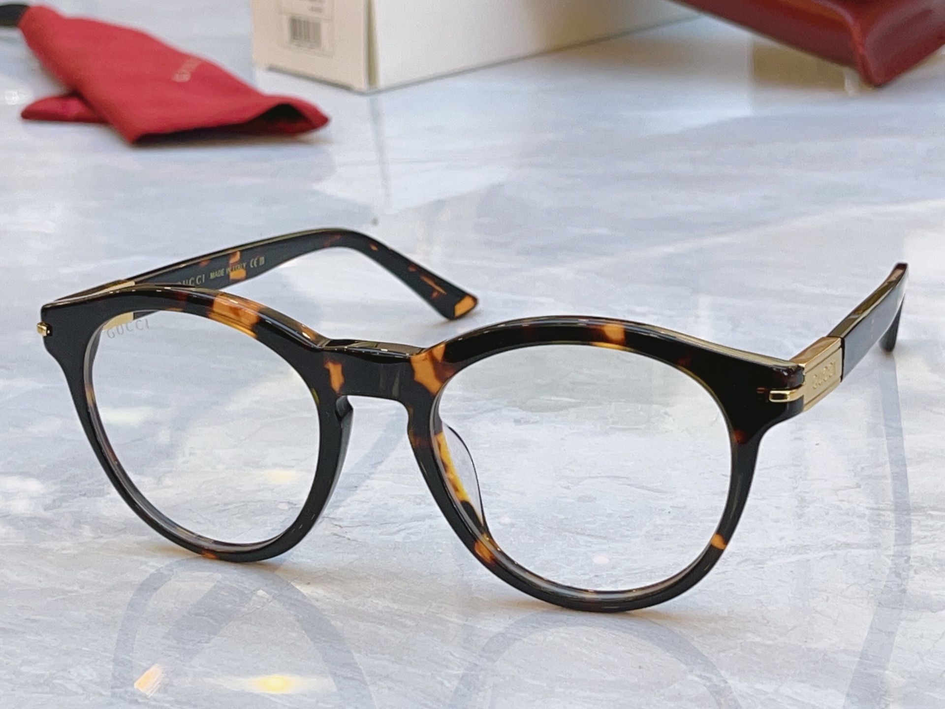 ，【GUCC*】古*驰新款太阳镜，MODEL：GG1501S，SIZE：52口21-145