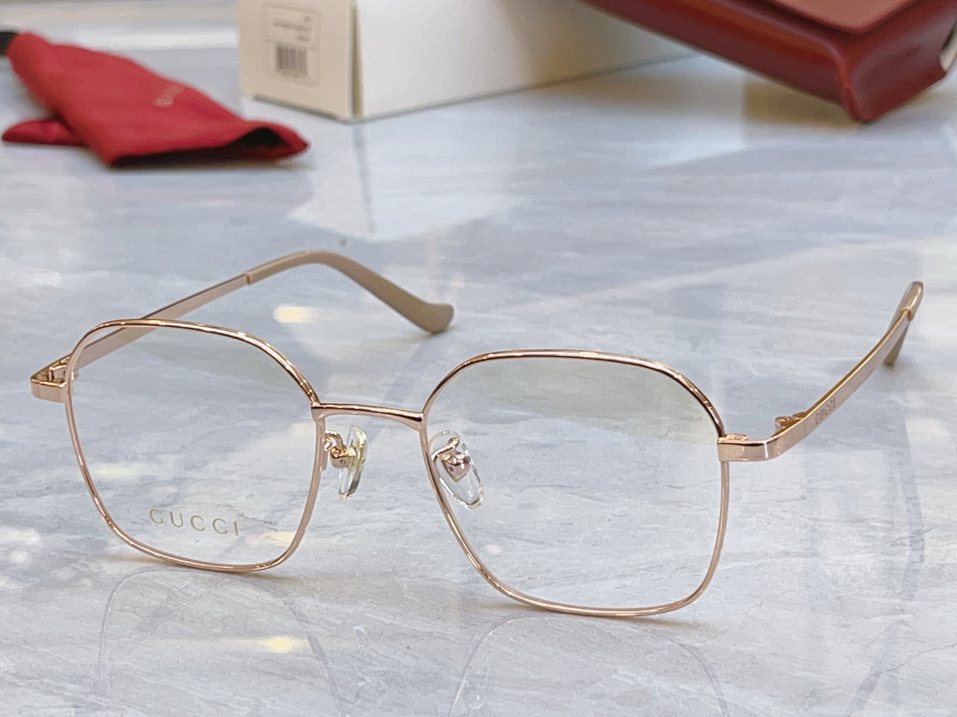 ，【GUCC*】古*驰新款太阳镜，MODEL：GG1611OA，SIZE：50口19-145