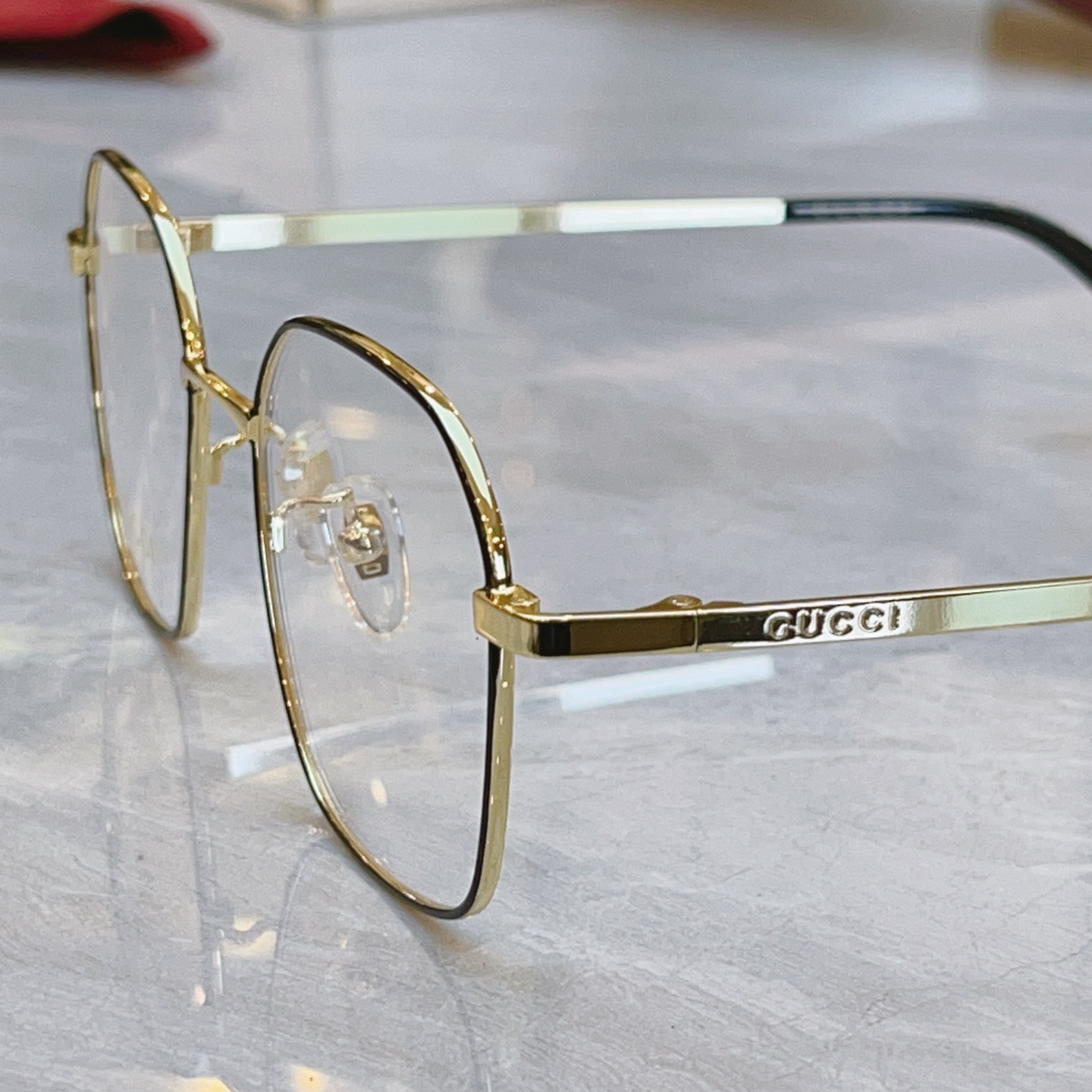 ，【GUCC*】古*驰新款太阳镜，MODEL：GG1611OA，SIZE：50口19-145