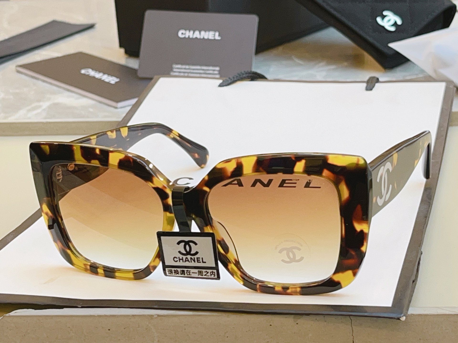 ，【CHANE*】香奈儿新款太阳镜，MODEL：9191H，SIZE：53口17-140 S