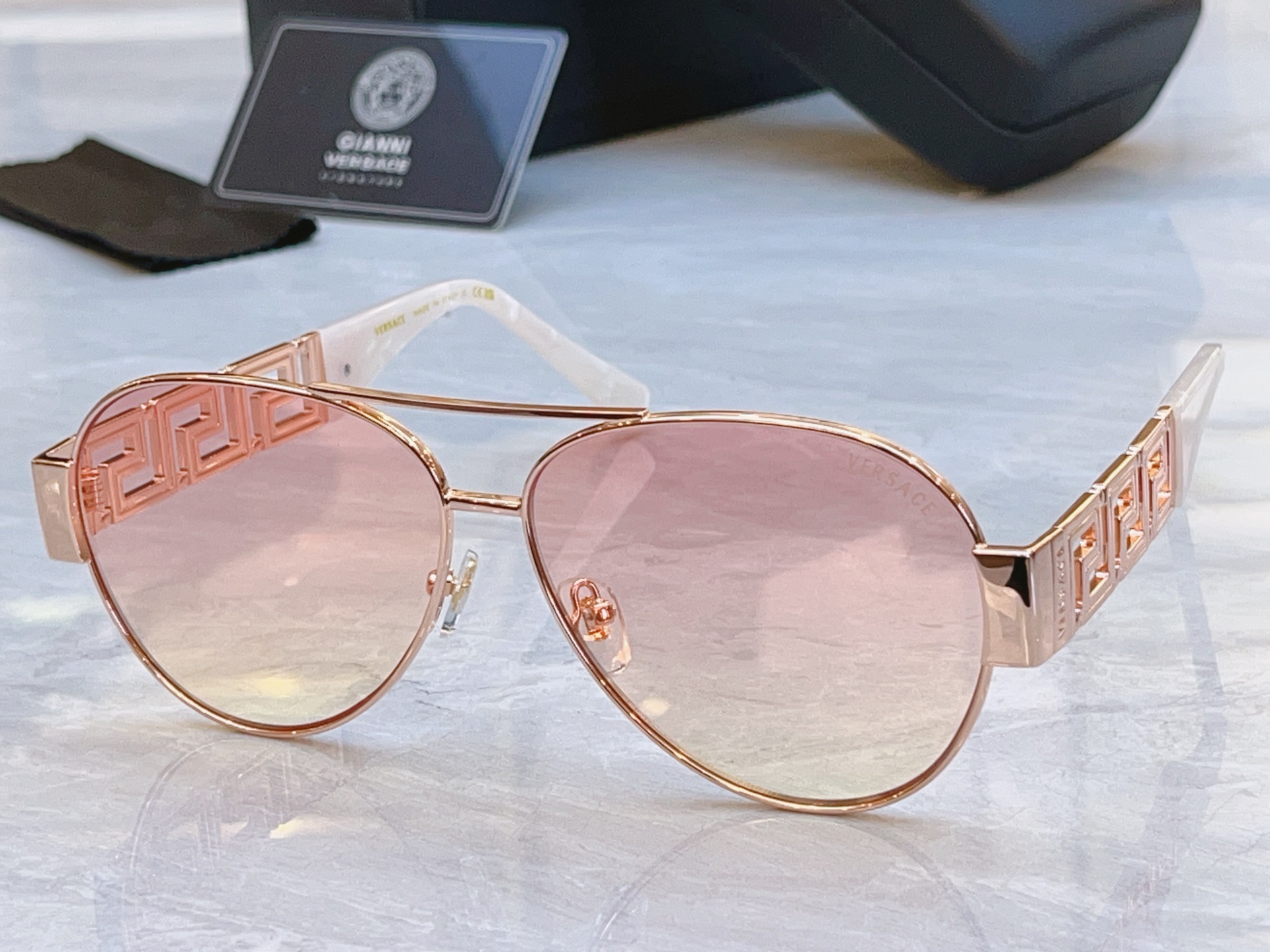 ，【VERSAC*】范思*哲新款太阳镜，MODEL：VE 2289，SIZE：61口12-147