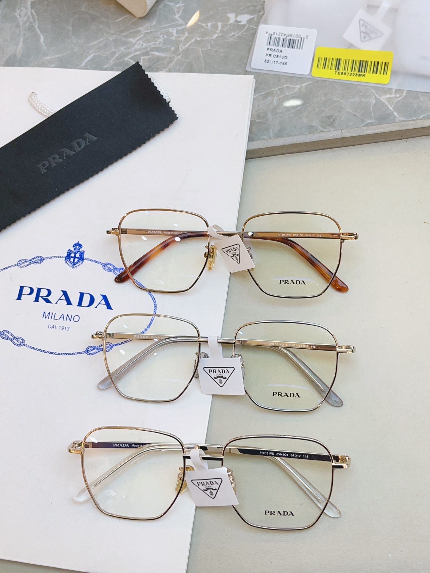 ，【PRAD*】普拉*达新款眼镜架 高品质✨，MODEL：PR C51VD，SIZE：54口17-145