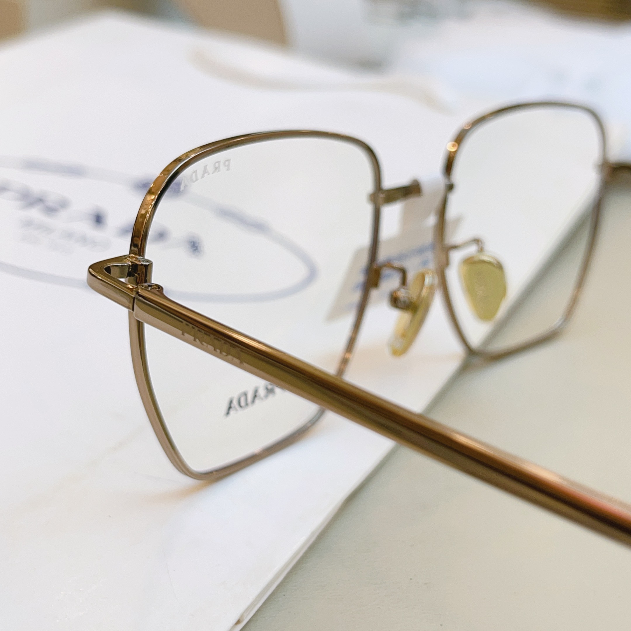 ，【PRAD*】普拉*达新款眼镜架 高品质✨，MODEL：PR C51VD，SIZE：54口17-145