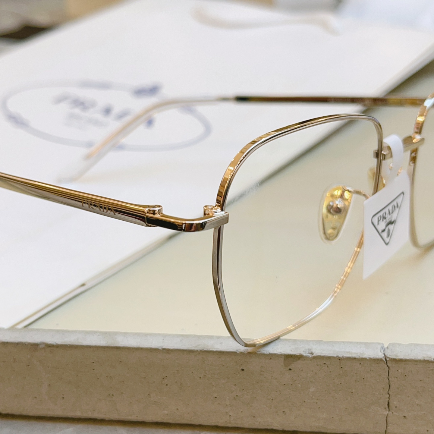 ，【PRAD*】普拉*达新款眼镜架 高品质✨，MODEL：PR C51VD，SIZE：54口17-145