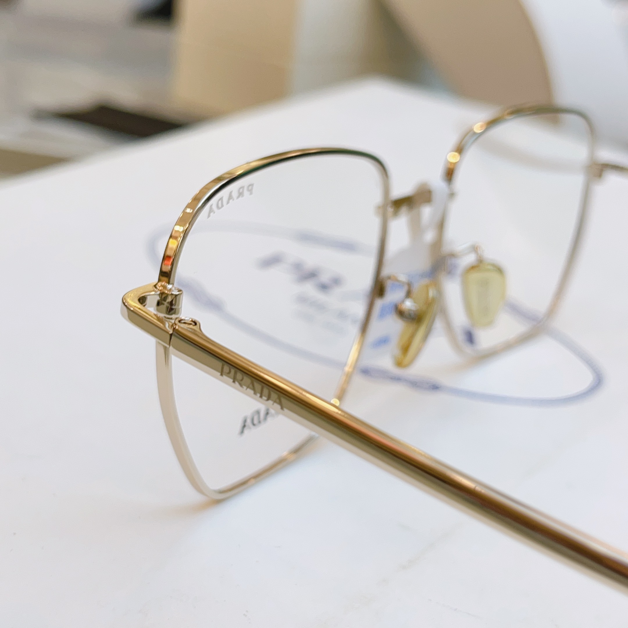 ，【PRAD*】普拉*达新款眼镜架 高品质✨，MODEL：PR C51VD，SIZE：54口17-145