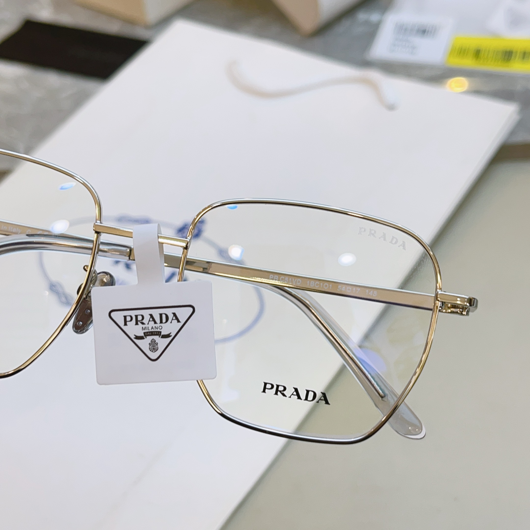 ，【PRAD*】普拉*达新款眼镜架 高品质✨，MODEL：PR C51VD，SIZE：54口17-145