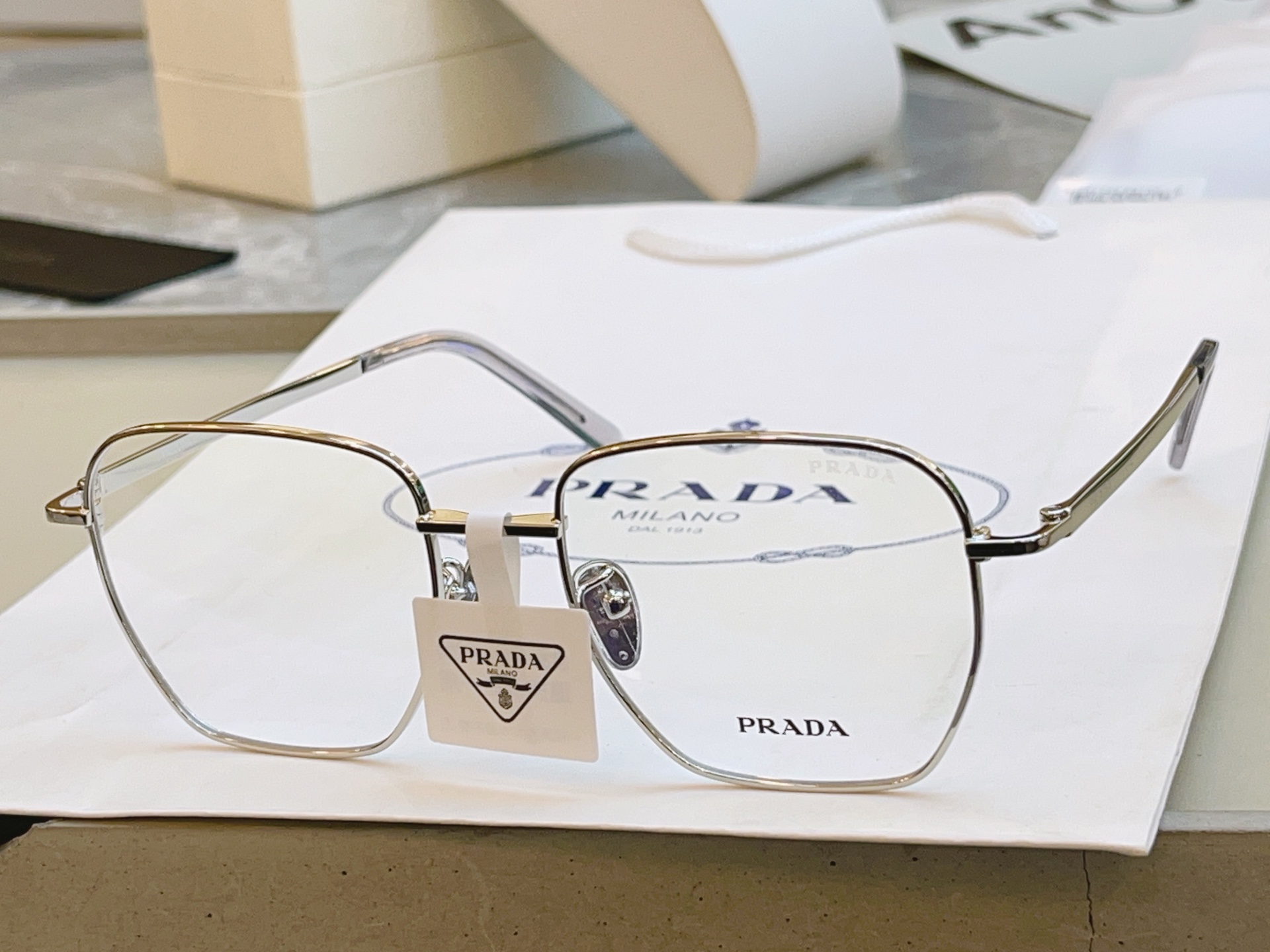 ，【PRAD*】普拉*达新款眼镜架 高品质✨，MODEL：PR C51VD，SIZE：54口17-145