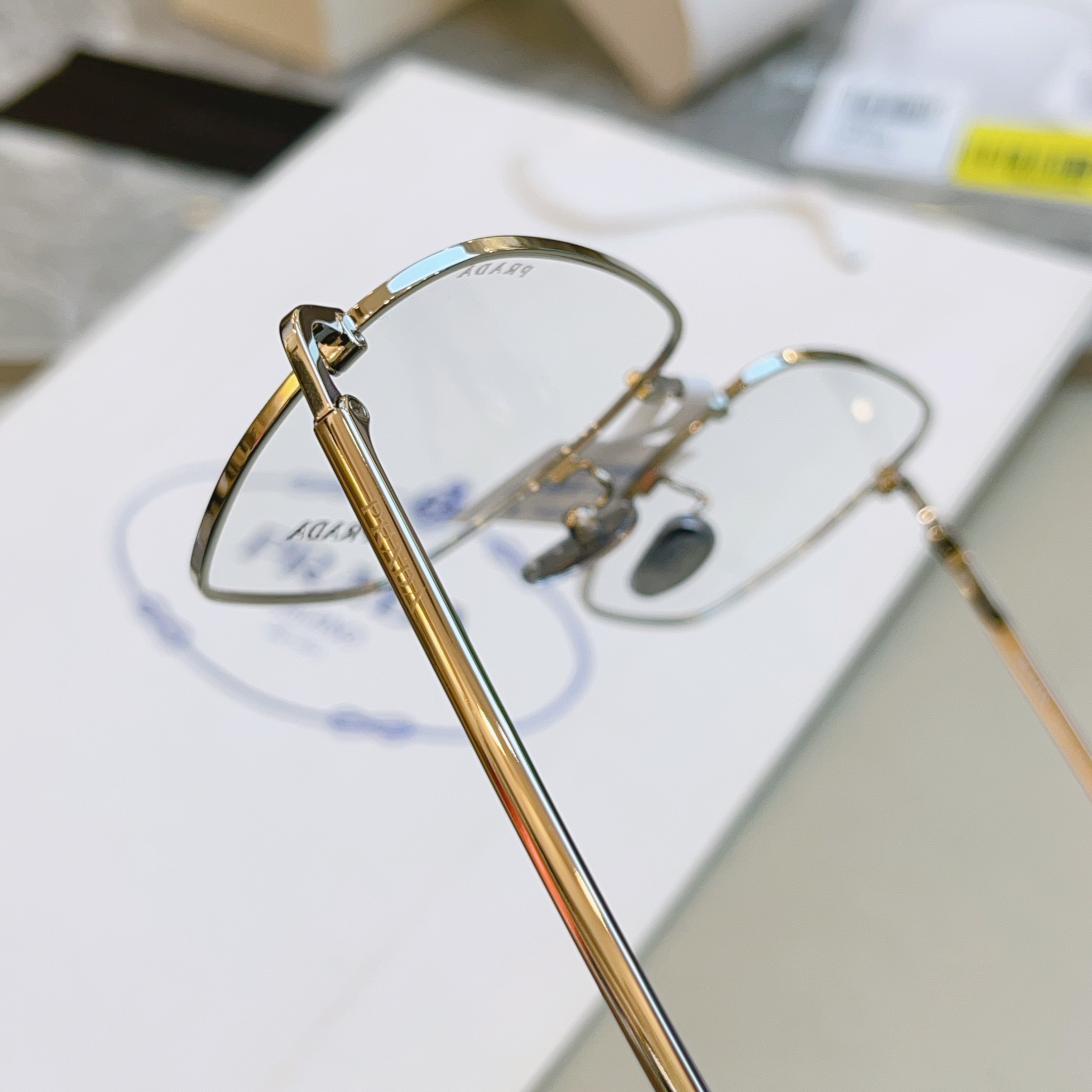 ，【PRAD*】普拉*达新款眼镜架 高品质✨，MODEL：PR C51VD，SIZE：54口17-145