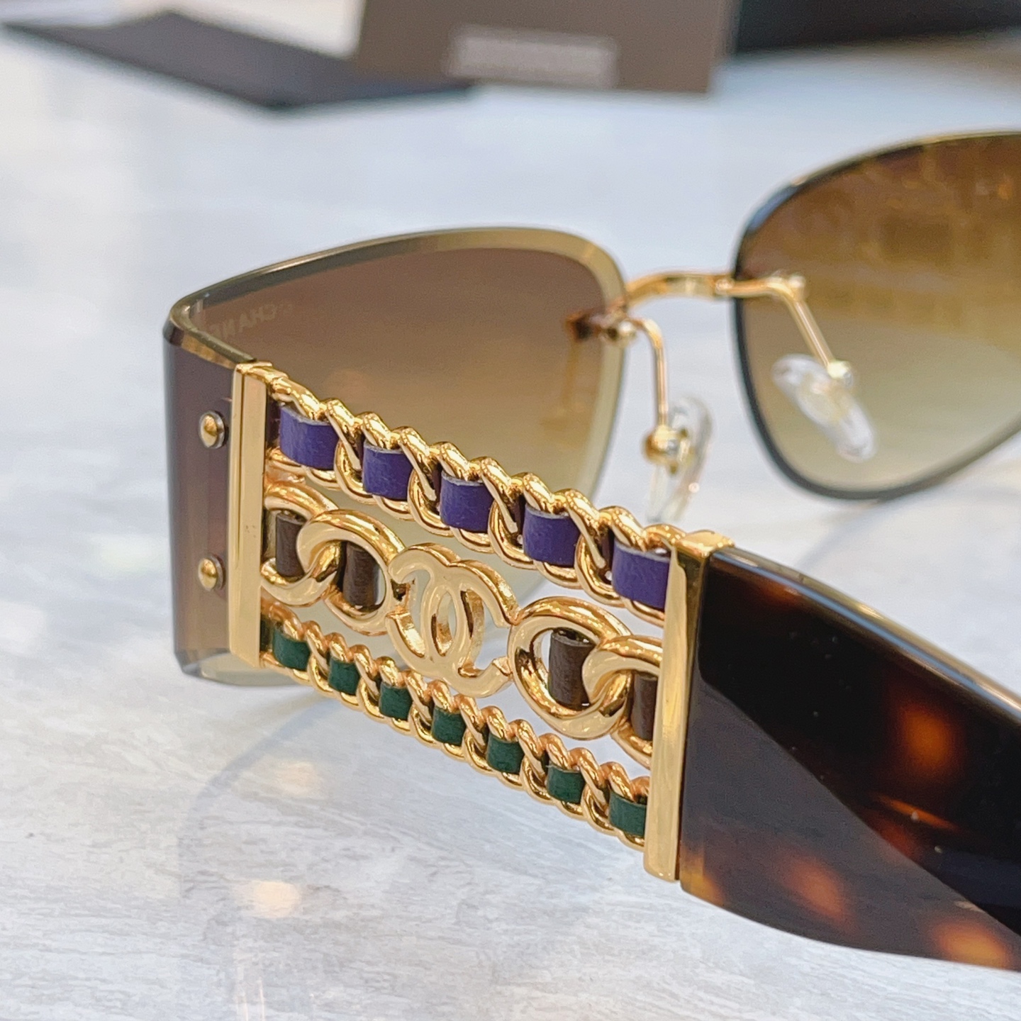 ，【CHANE*】香奈儿新款太阳镜，MODEL：CH1917，SIZE：63口17-145