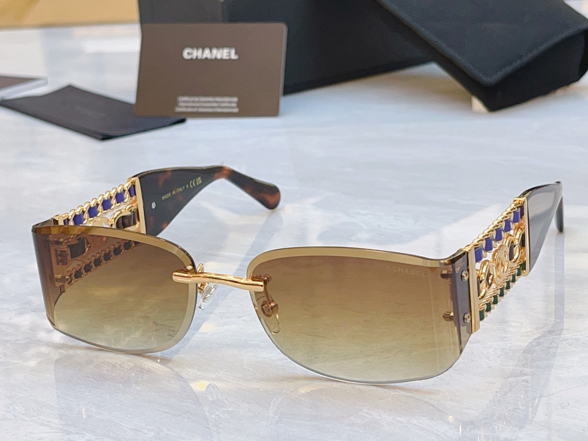 ，【CHANE*】香奈儿新款太阳镜，MODEL：CH1917，SIZE：63口17-145