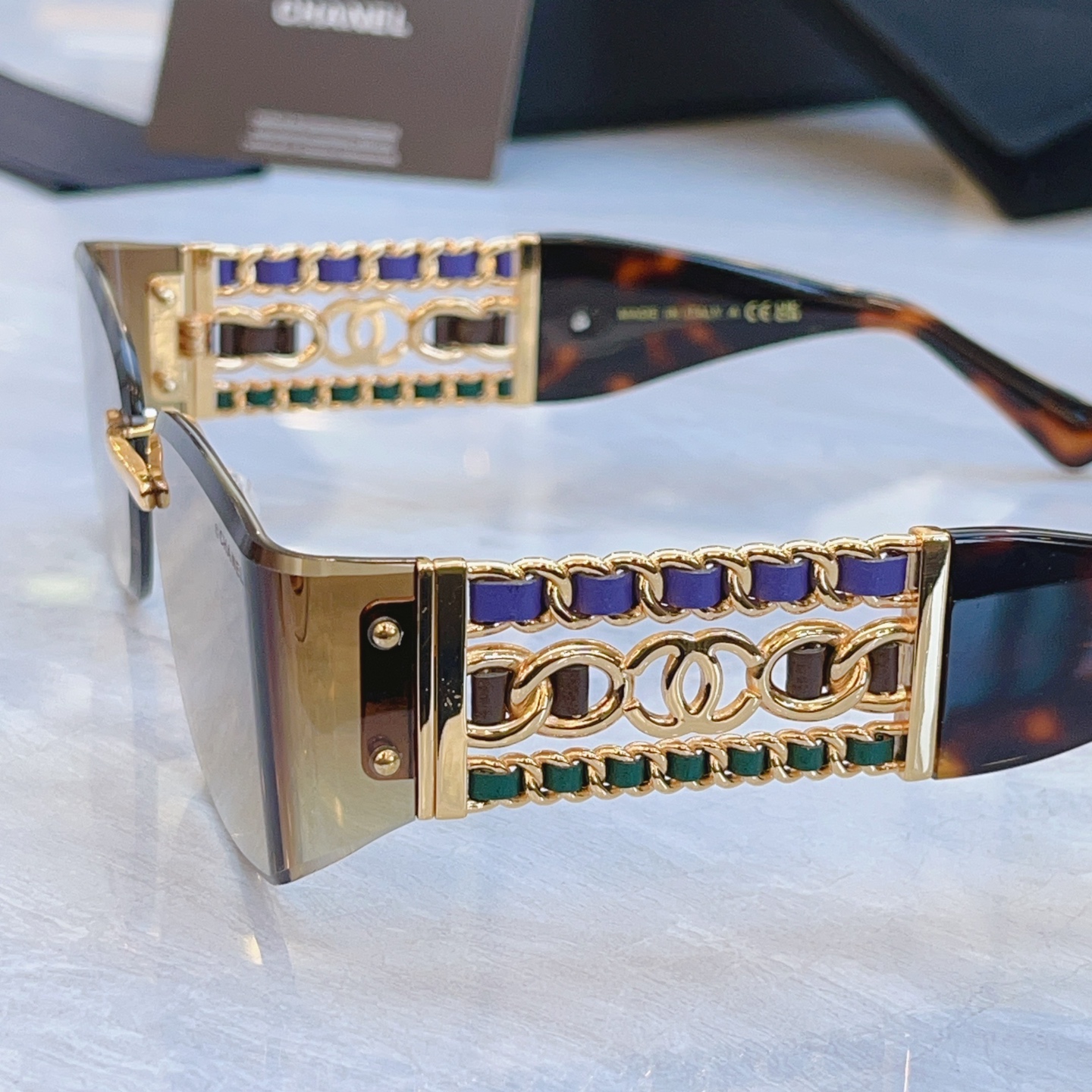 ，【CHANE*】香奈儿新款太阳镜，MODEL：CH1917，SIZE：63口17-145