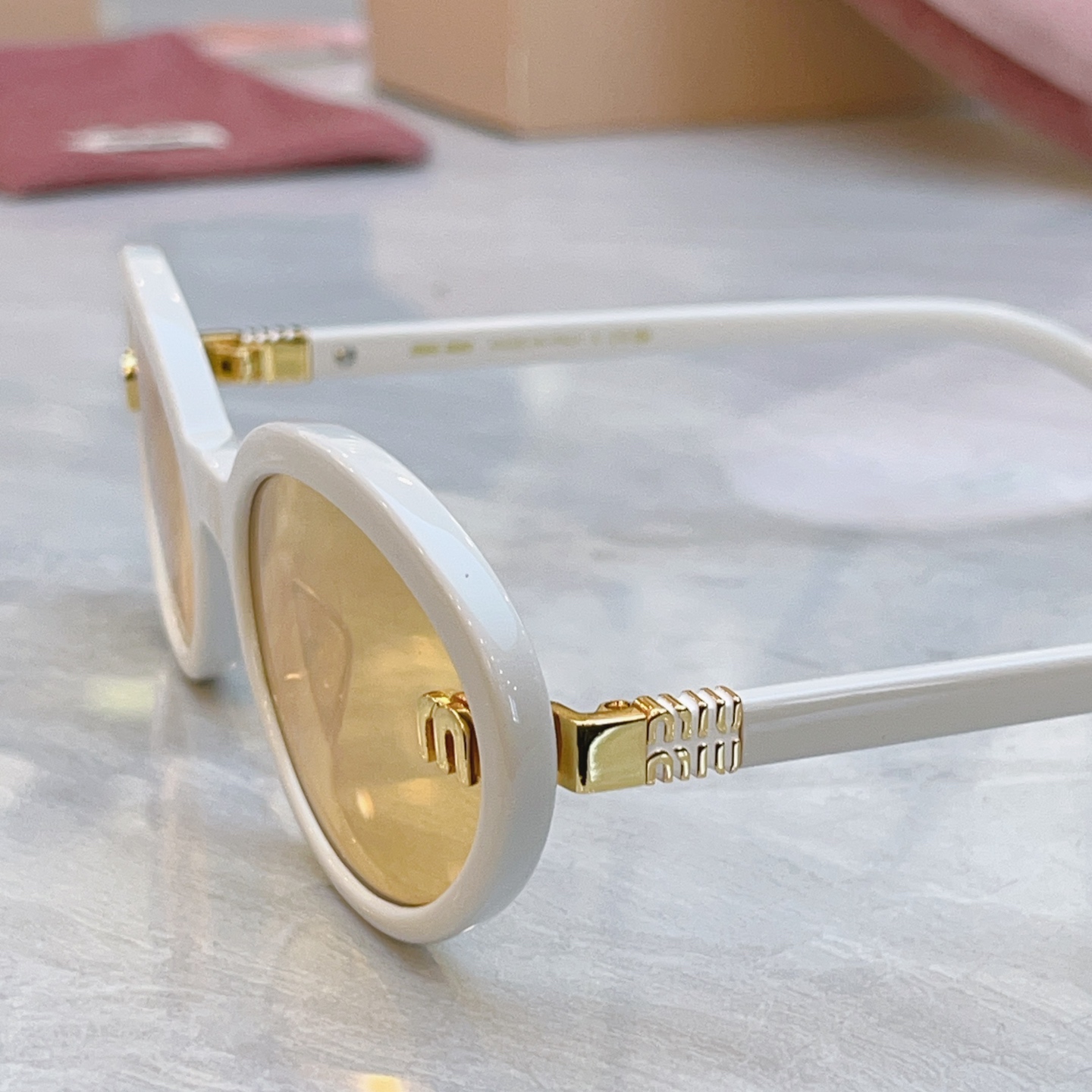 ，【MIUMI*】缪*缪新款太阳镜🕶️，Mod：MU 154AV，SIZE:58口22-143