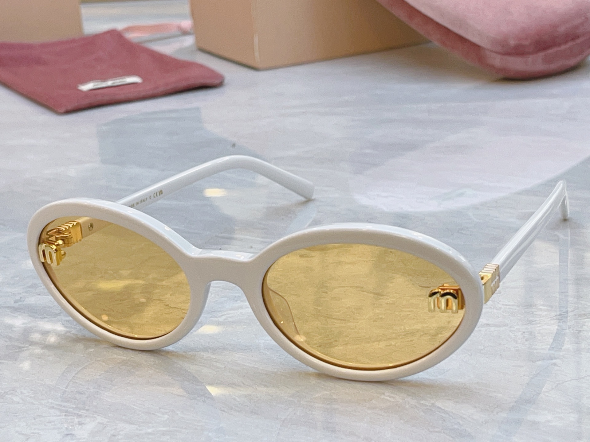 ，【MIUMI*】缪*缪新款太阳镜🕶️，Mod：MU 154AV，SIZE:58口22-143