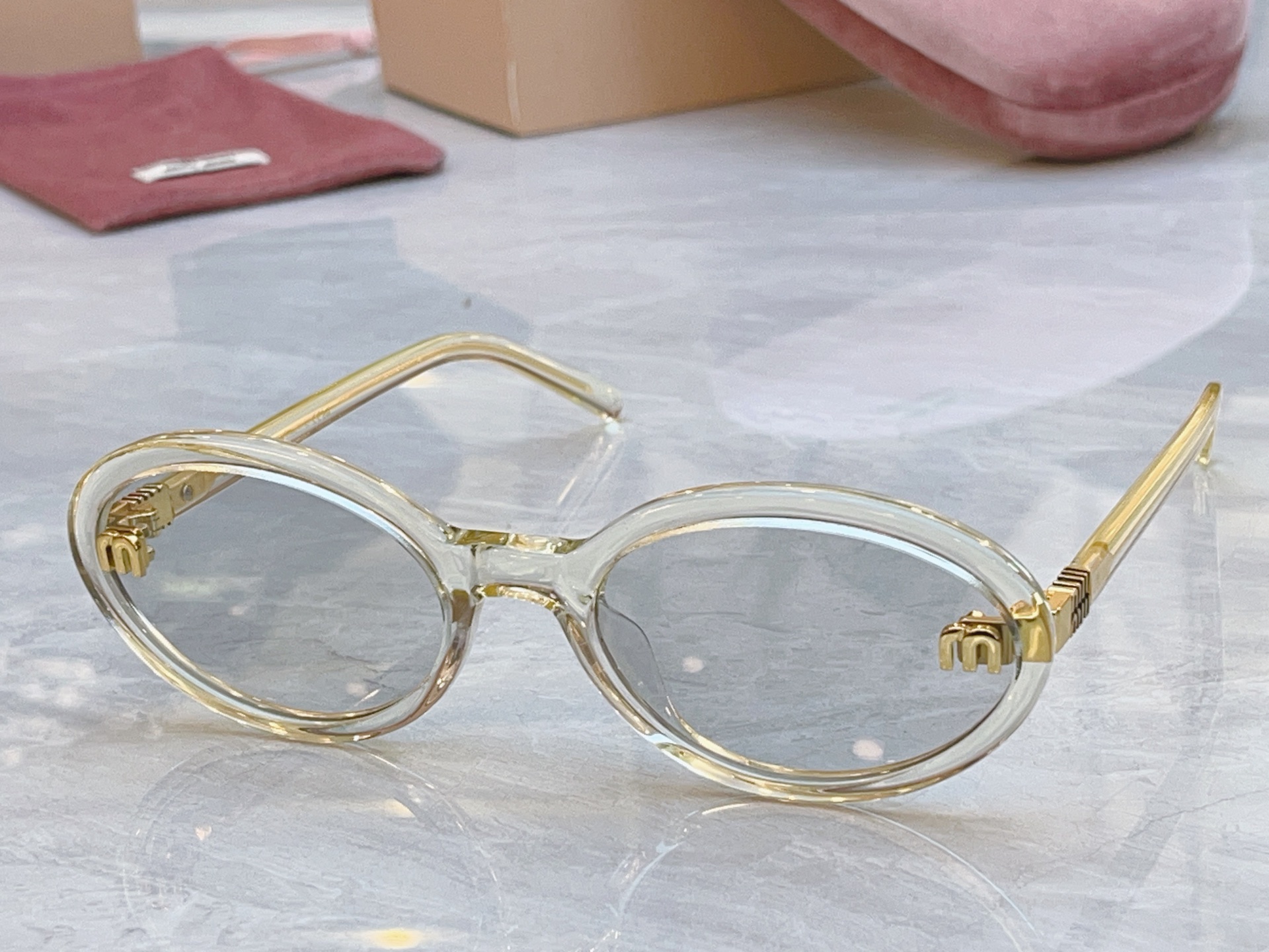 ，【MIUMI*】缪*缪新款太阳镜🕶️，Mod：MU 154AV，SIZE:58口22-143