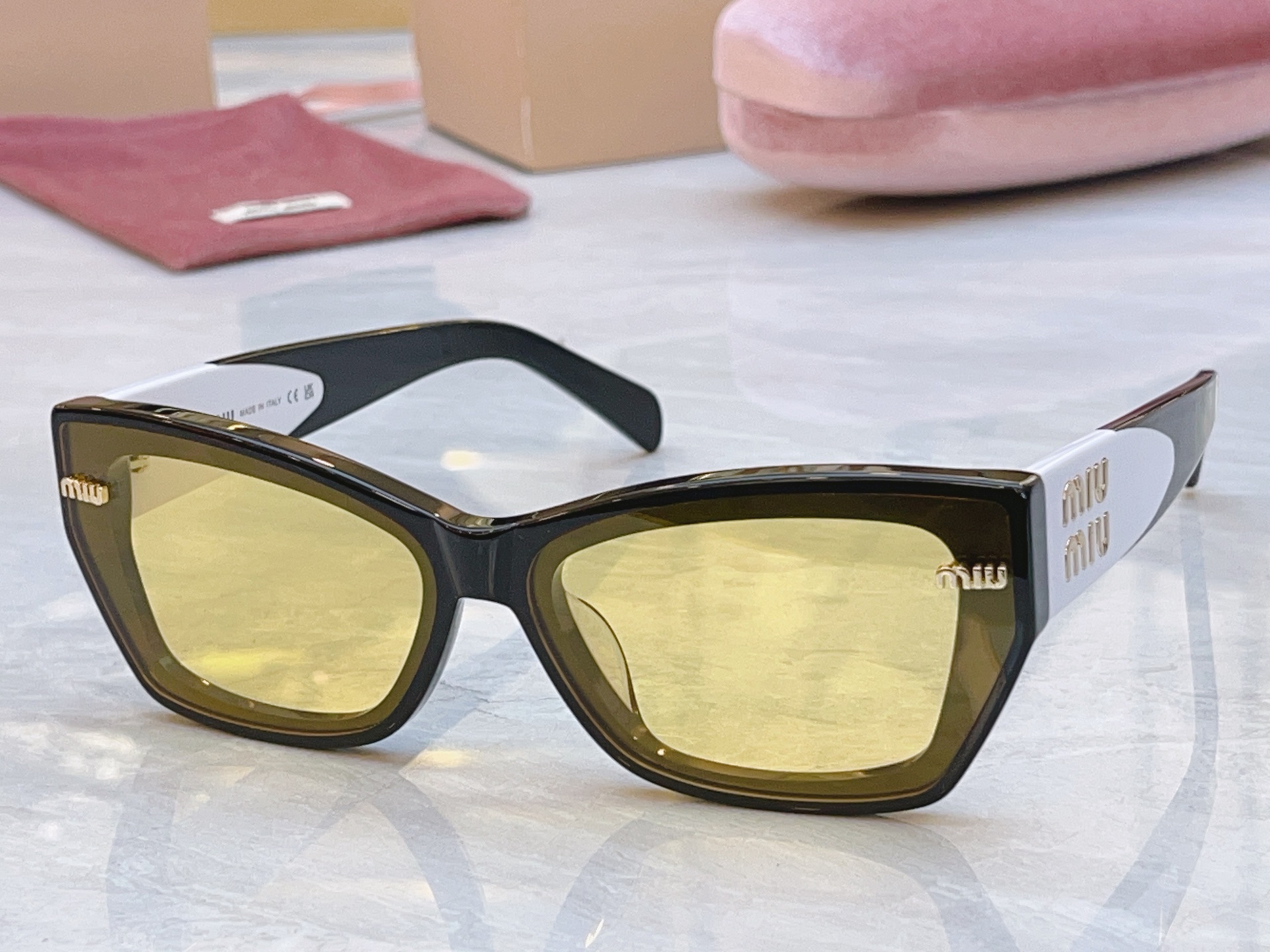 ，【MIUMI*】缪*缪新款太阳镜🕶️，Mod：MU 154AV，SIZE:58口22-143