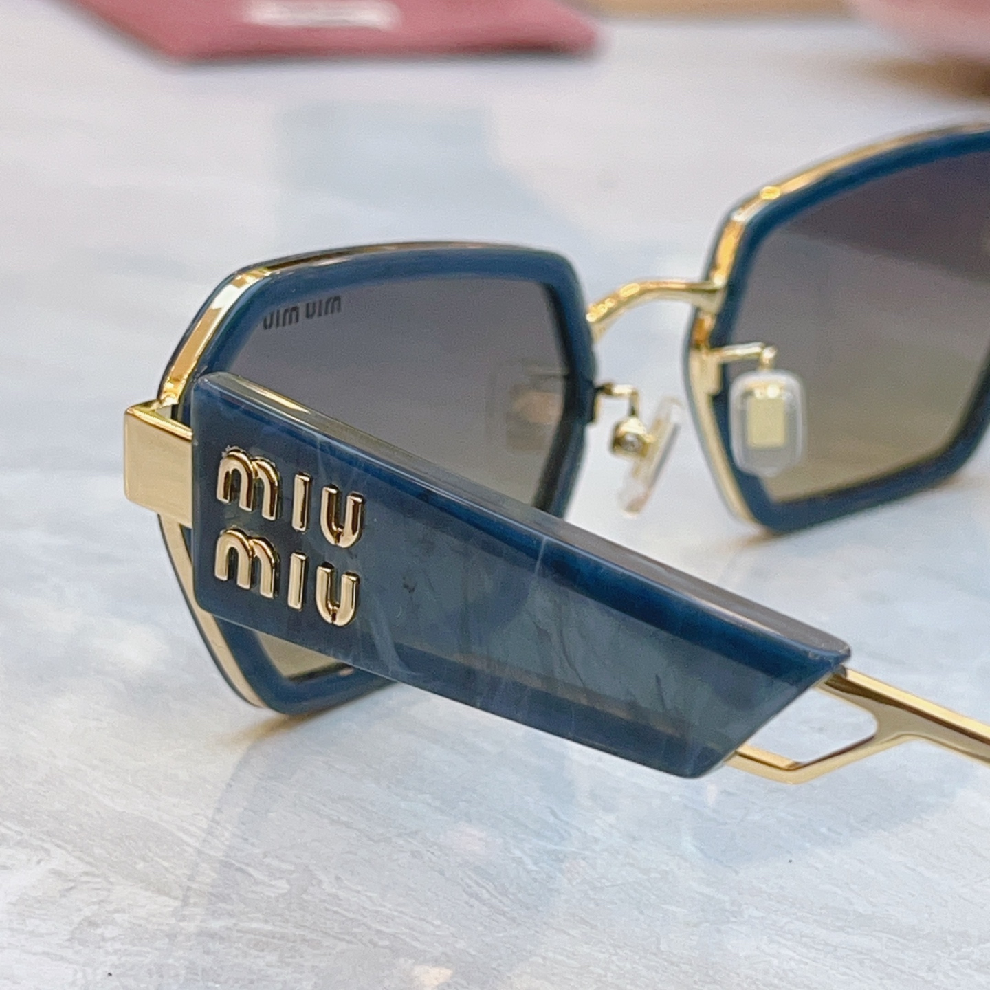 ，【MIUMI*】缪*缪新款太阳镜🕶️，Mod：SMU 61WS，SIZE:54口23-145