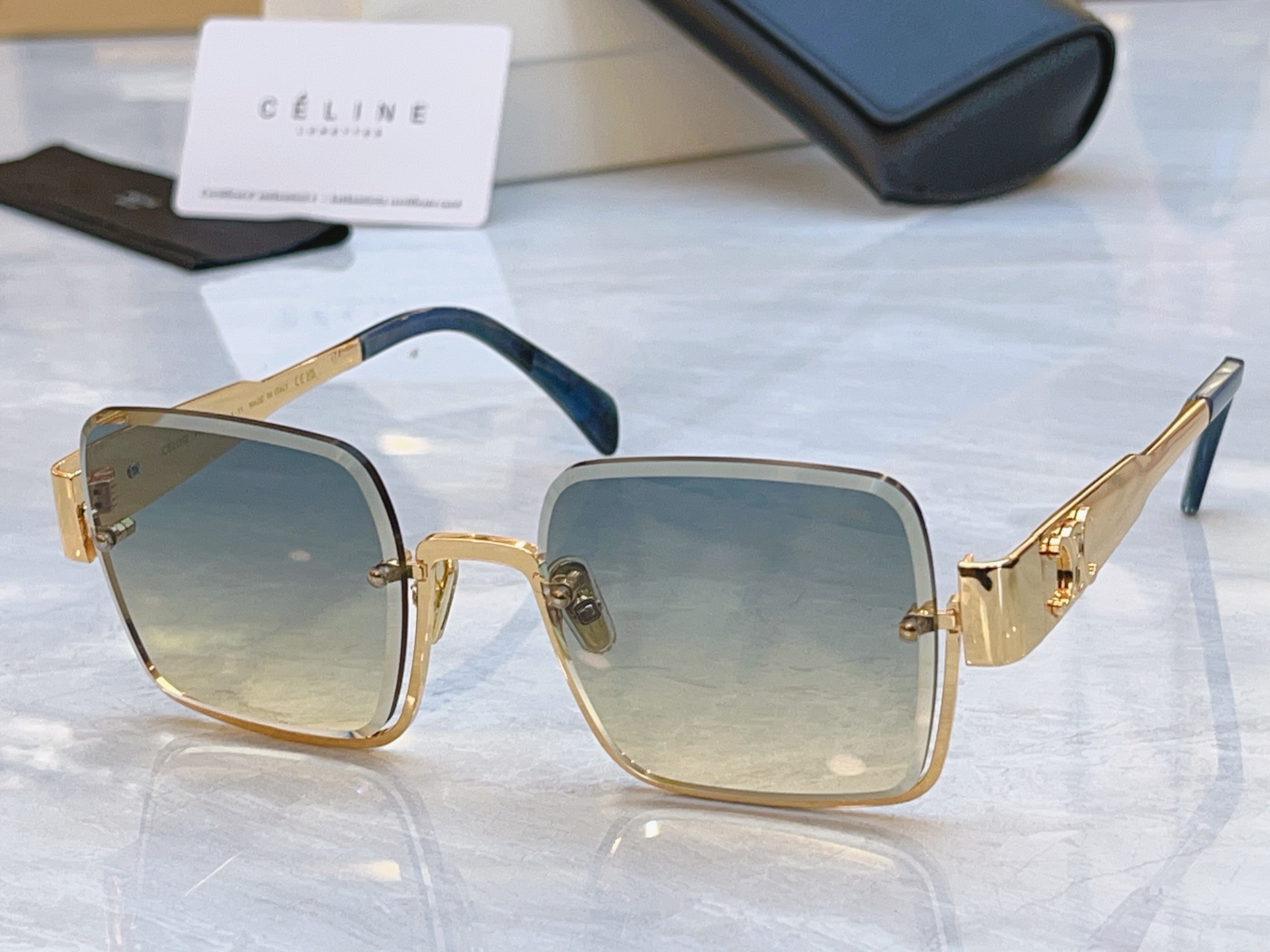 ，【CELIN*】赛*琳新款太阳镜， MODEL:CL42133U，SIZE: 53口21-145