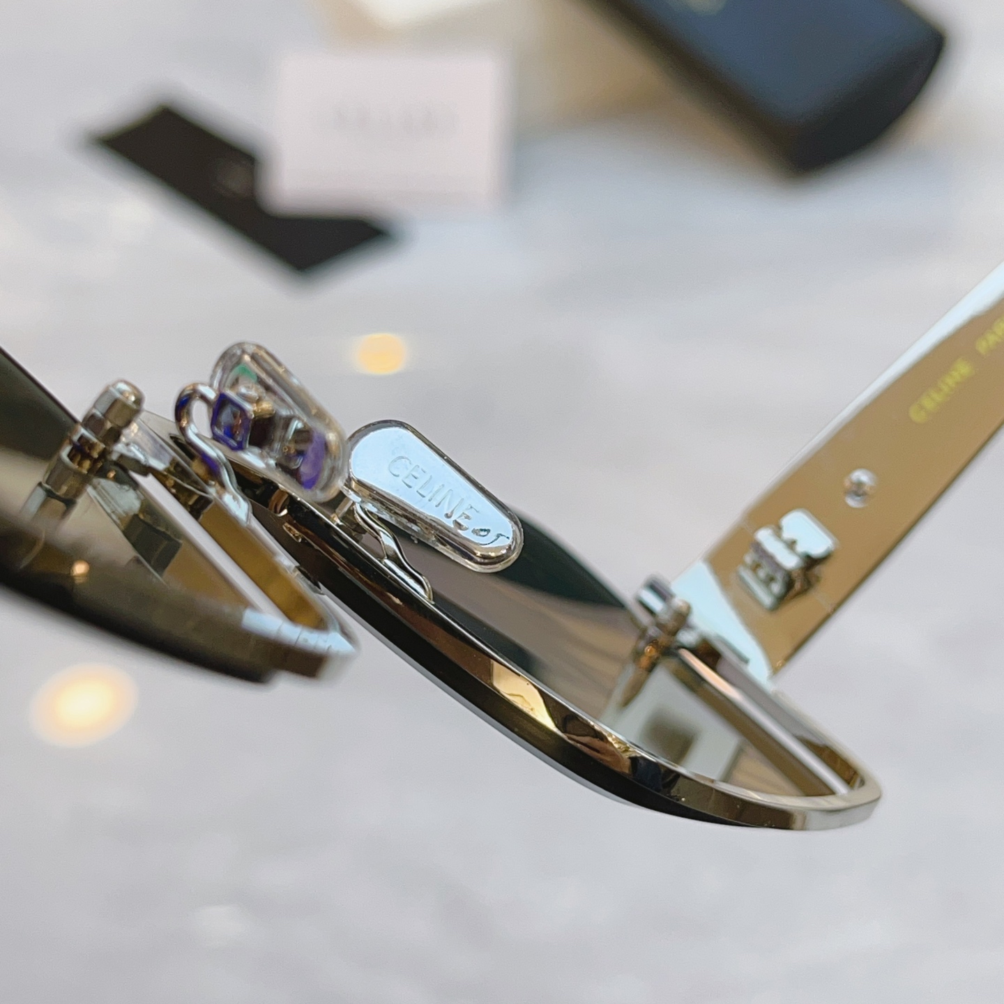 ，【CELIN*】赛*琳新款太阳镜， MODEL:CL42133U，SIZE: 53口21-145