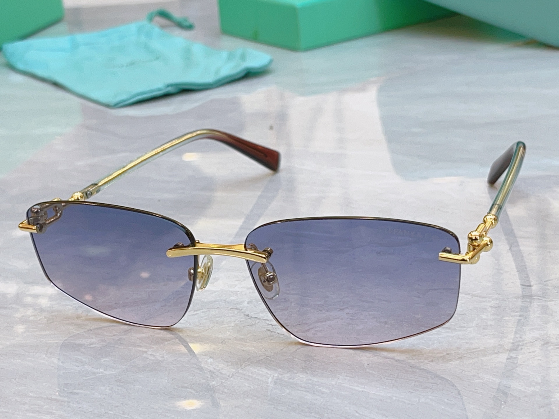 ，【Tiffany & Co.】蒂芙*尼新款太阳镜，Mod：TF3114，Size：59口15-140