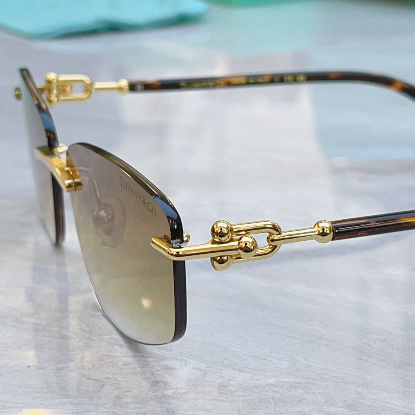 ，【Tiffany & Co.】蒂芙*尼新款太阳镜，Mod：TF3114，Size：59口15-140