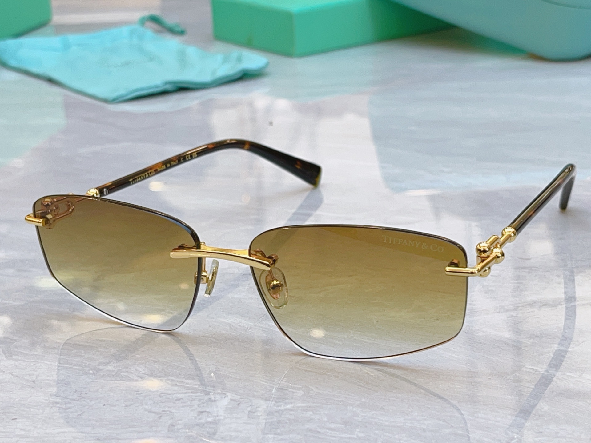 ，【Tiffany & Co.】蒂芙*尼新款太阳镜，Mod：TF3114，Size：59口15-140