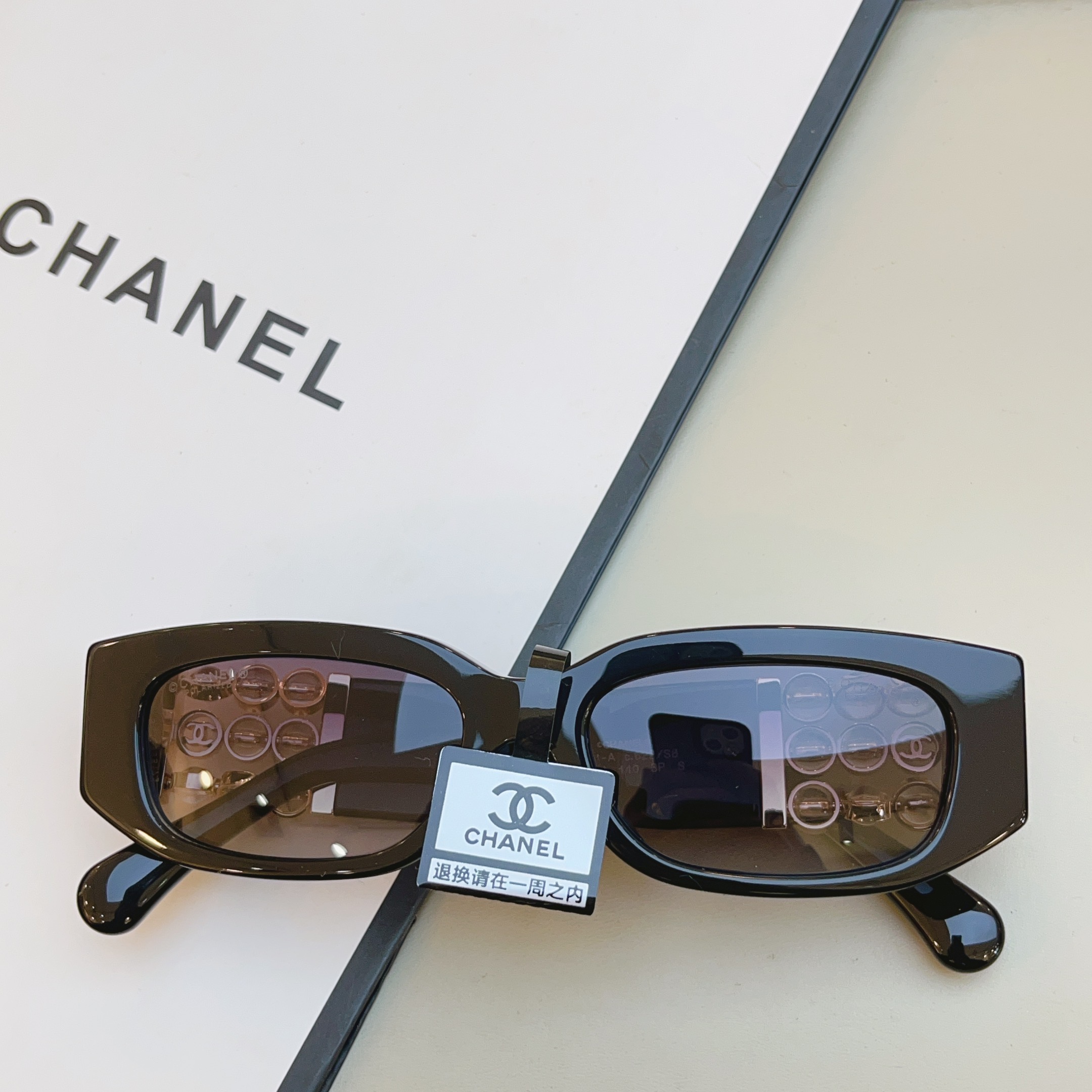 ，【CHANE*】香奈儿新款太阳镜 高品质✨，MODEL：5544-A，SIZE：53口17-140