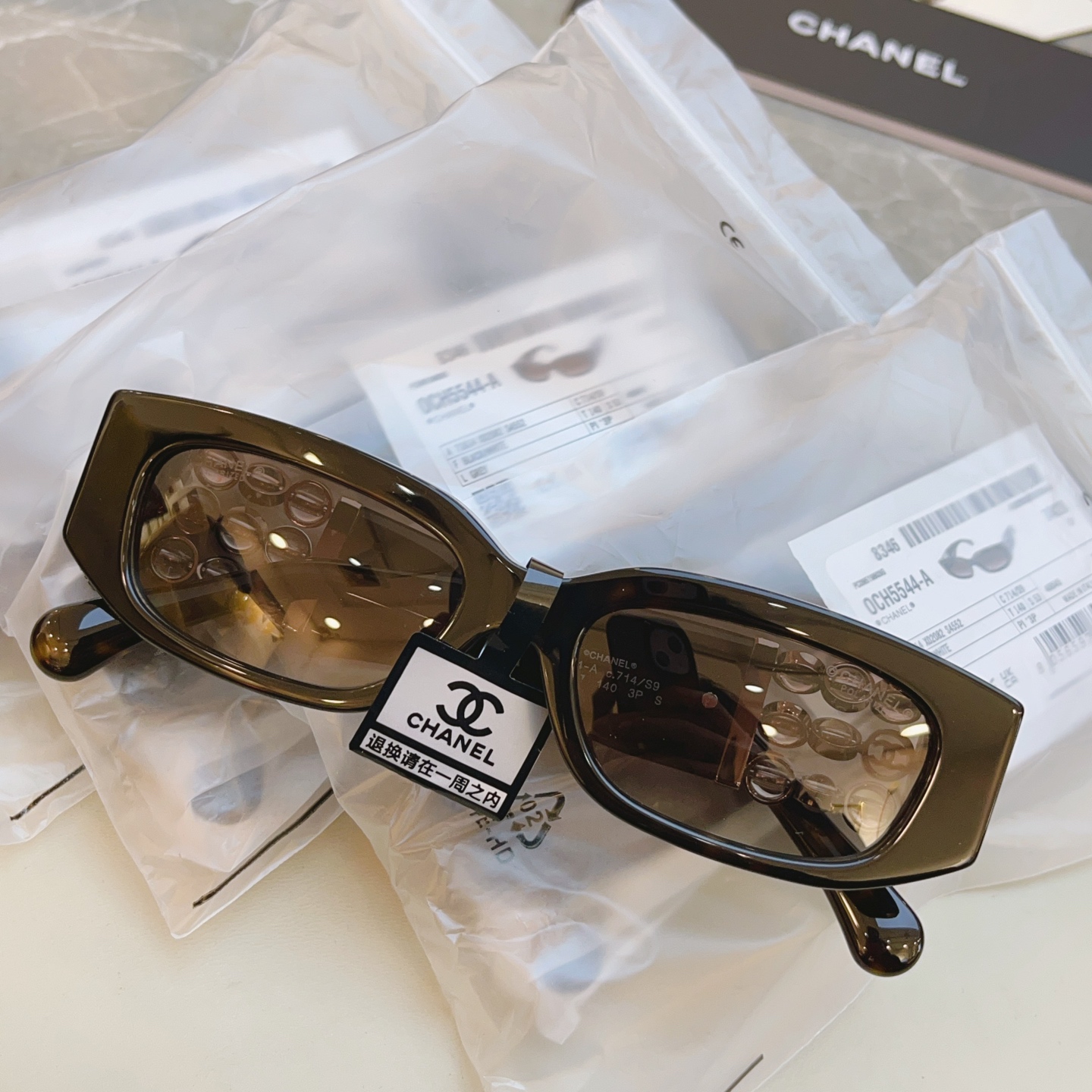 ，【CHANE*】香奈儿新款太阳镜 高品质✨，MODEL：5544-A，SIZE：53口17-140
