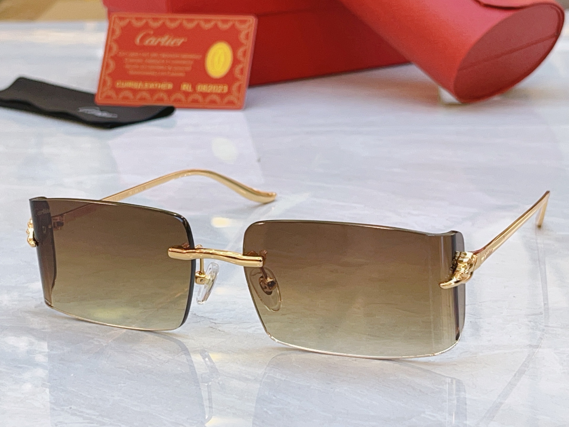 ，【CARTIE*】卡地*亚新款太阳镜，Mod:CT0238O，Size:60口17-135