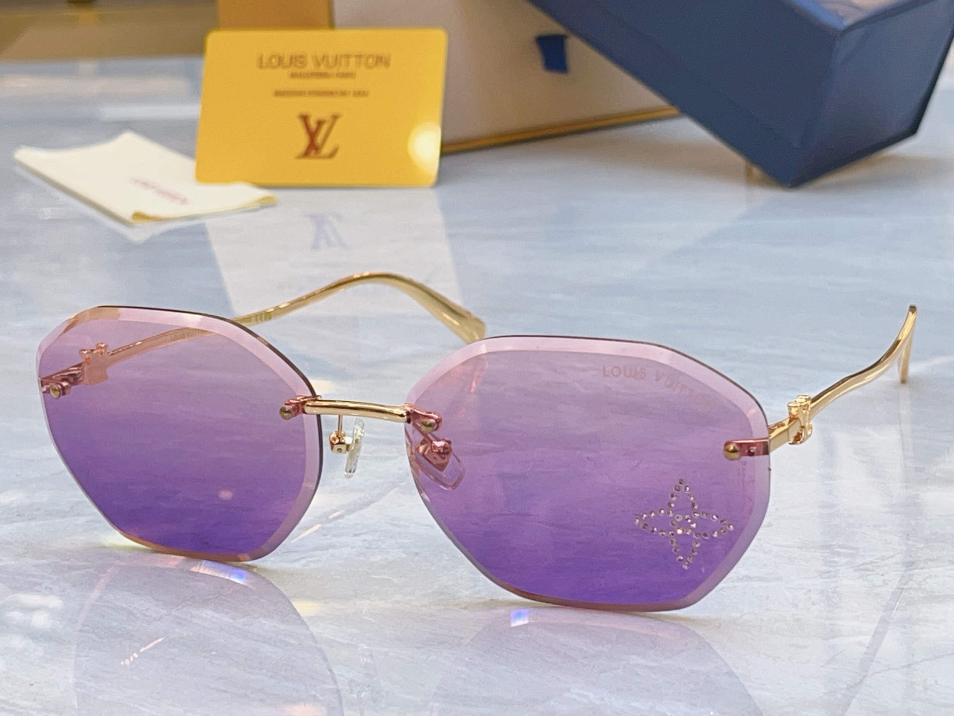 ，【LOUIS VUITTO*】路易*威登新款太阳镜，MODEL：Z1665LU，SIZE：63口17-