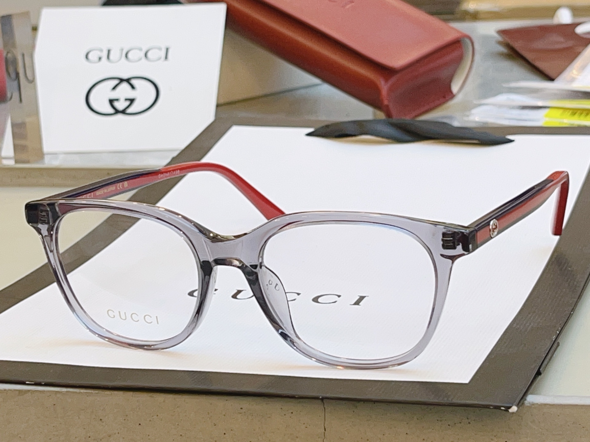 ，【GUCC*】古*驰新款眼镜架，MODEL：GG1864O，SIZE：50口18-145