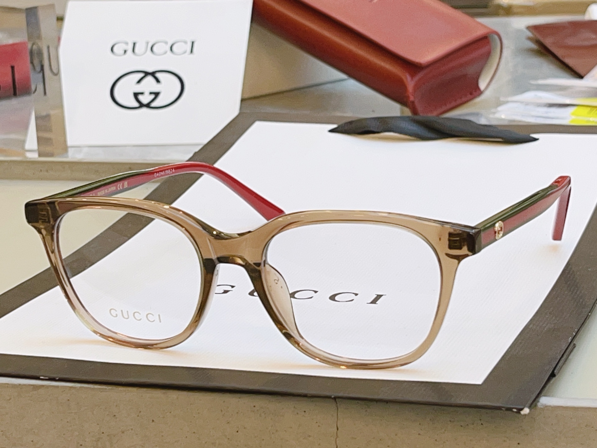 ，【GUCC*】古*驰新款眼镜架，MODEL：GG1864O，SIZE：50口18-145