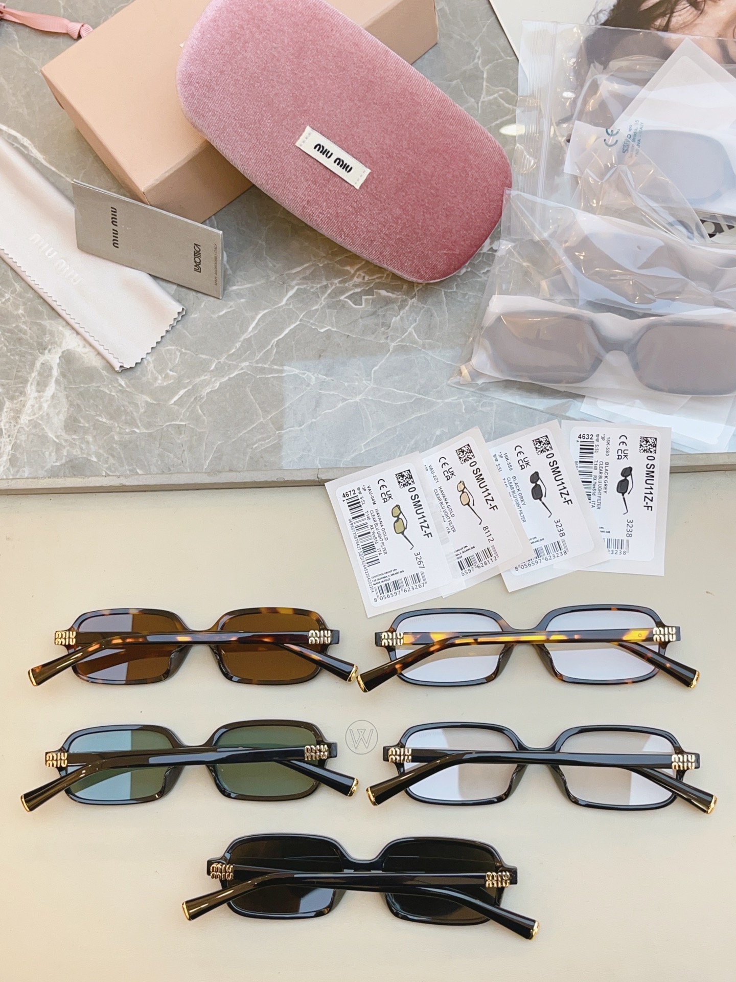 ，【MIUMI*】缪*缪新款太阳镜🕶️ 高版本✨，Mod：SMU 11Z-F，SIZE:52口15-140
