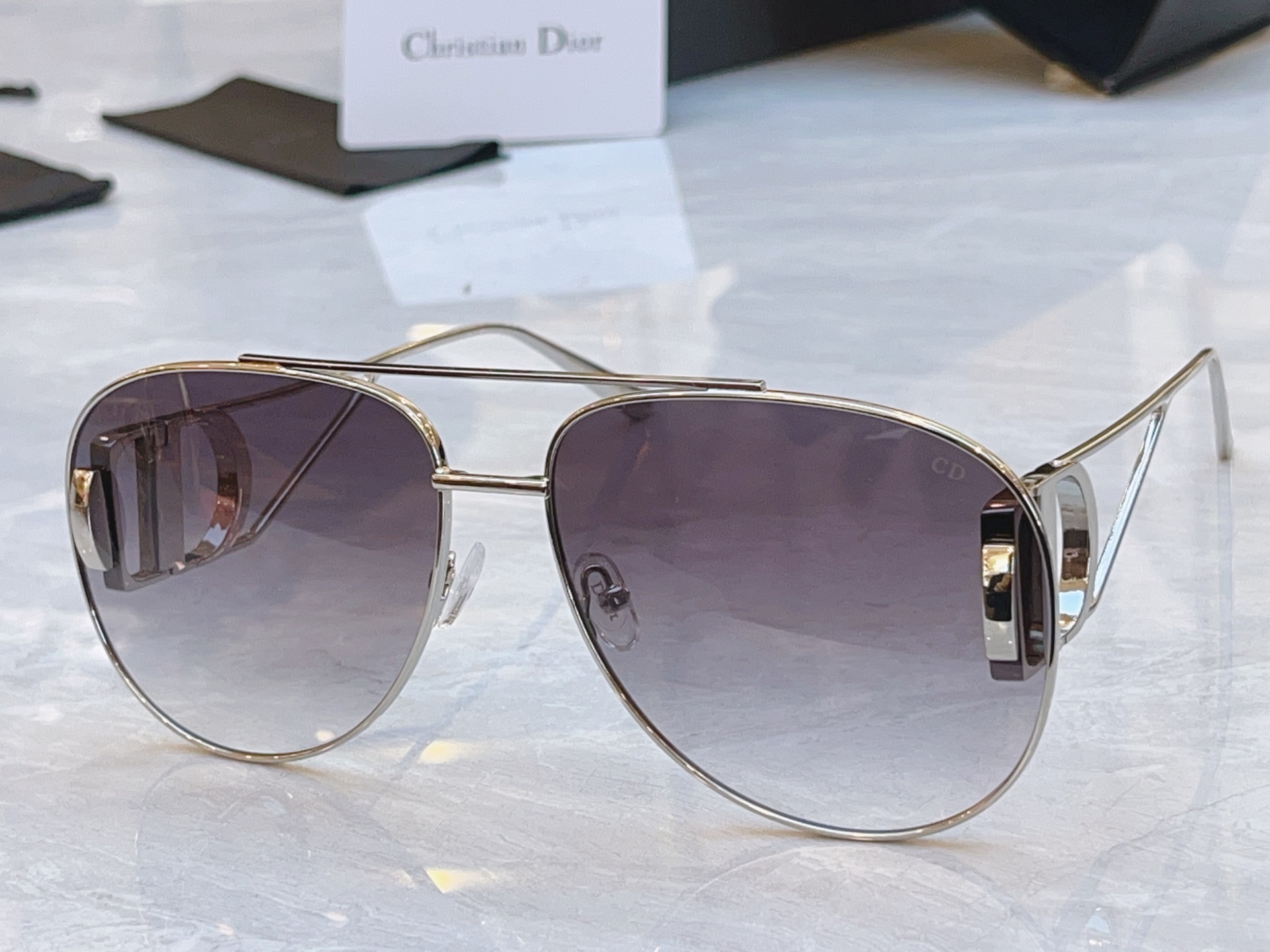 ，【DIO* 】迪*奥新款眼镜架，MODEL：DSGTA44UGR，SIZE：65口16-140