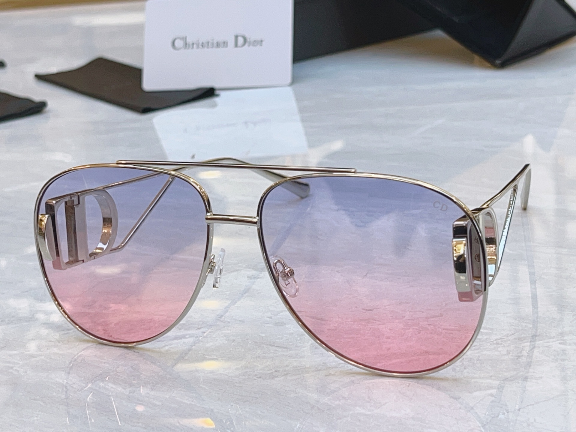 ，【DIO* 】迪*奥新款眼镜架，MODEL：DSGTA44UGR，SIZE：65口16-140