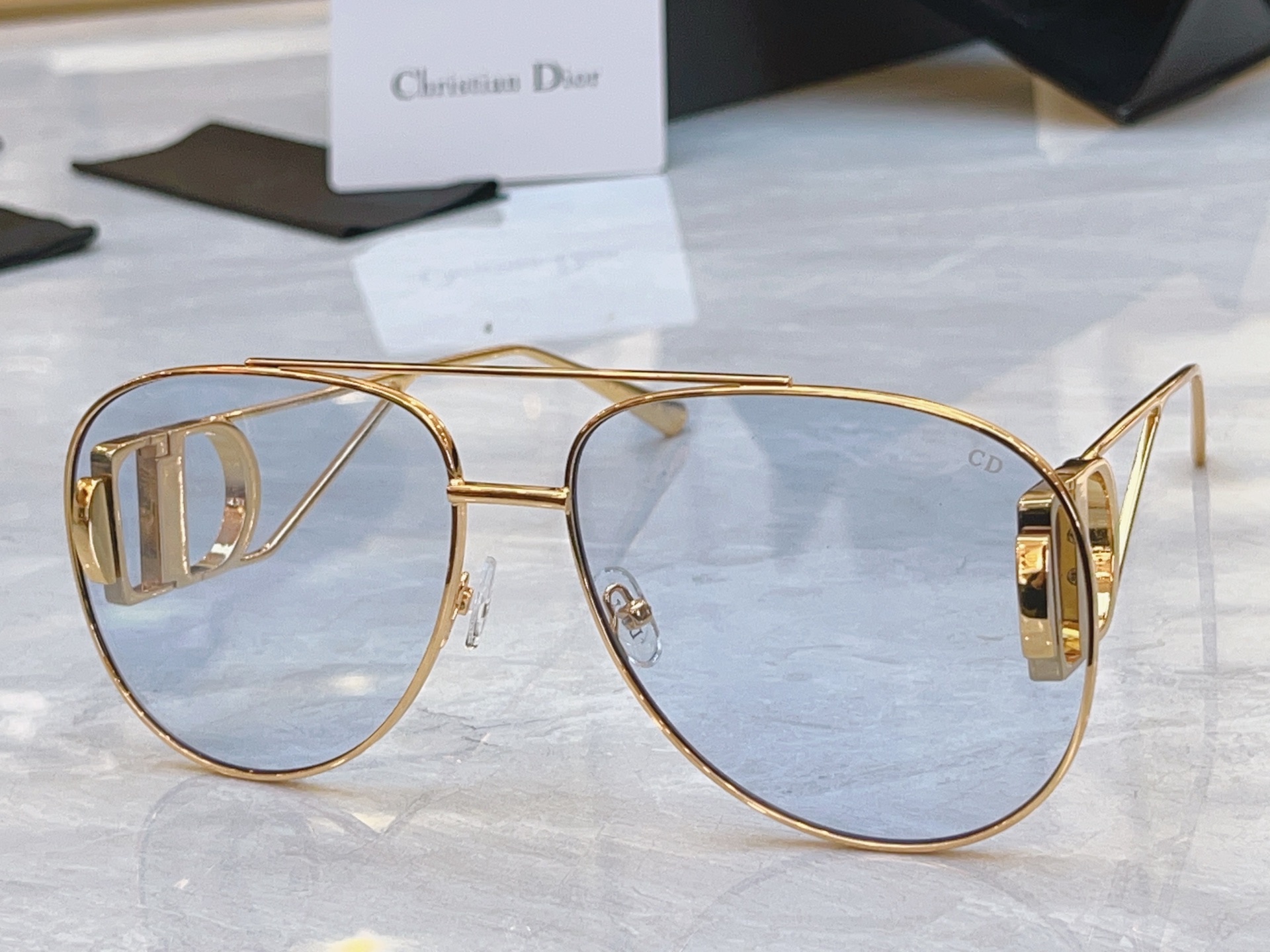 ，【DIO* 】迪*奥新款眼镜架，MODEL：DSGTA44UGR，SIZE：65口16-140