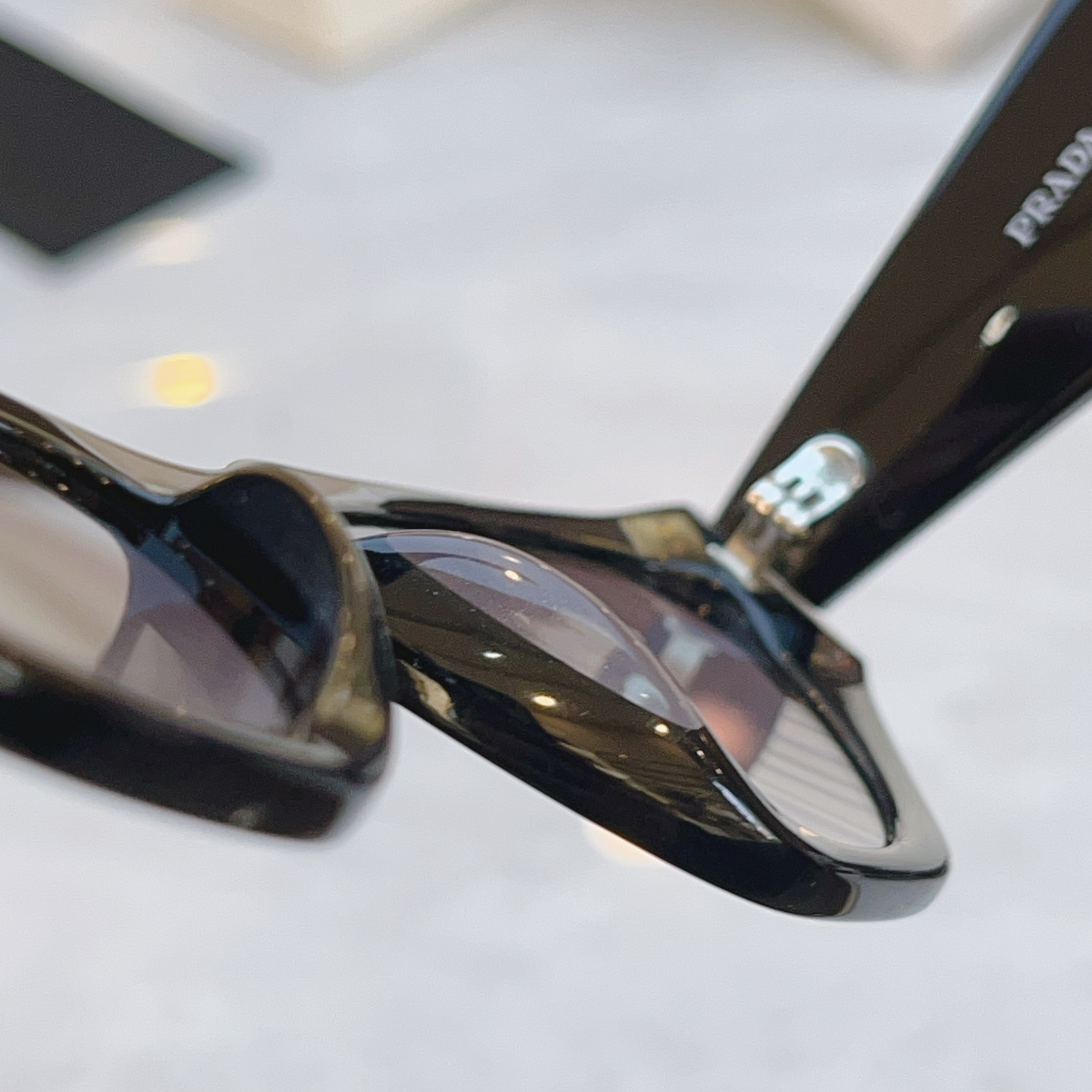 ，【PRAD*】普拉*达新款太阳镜，MODEL：PR C07V，SIZE：54口18-145