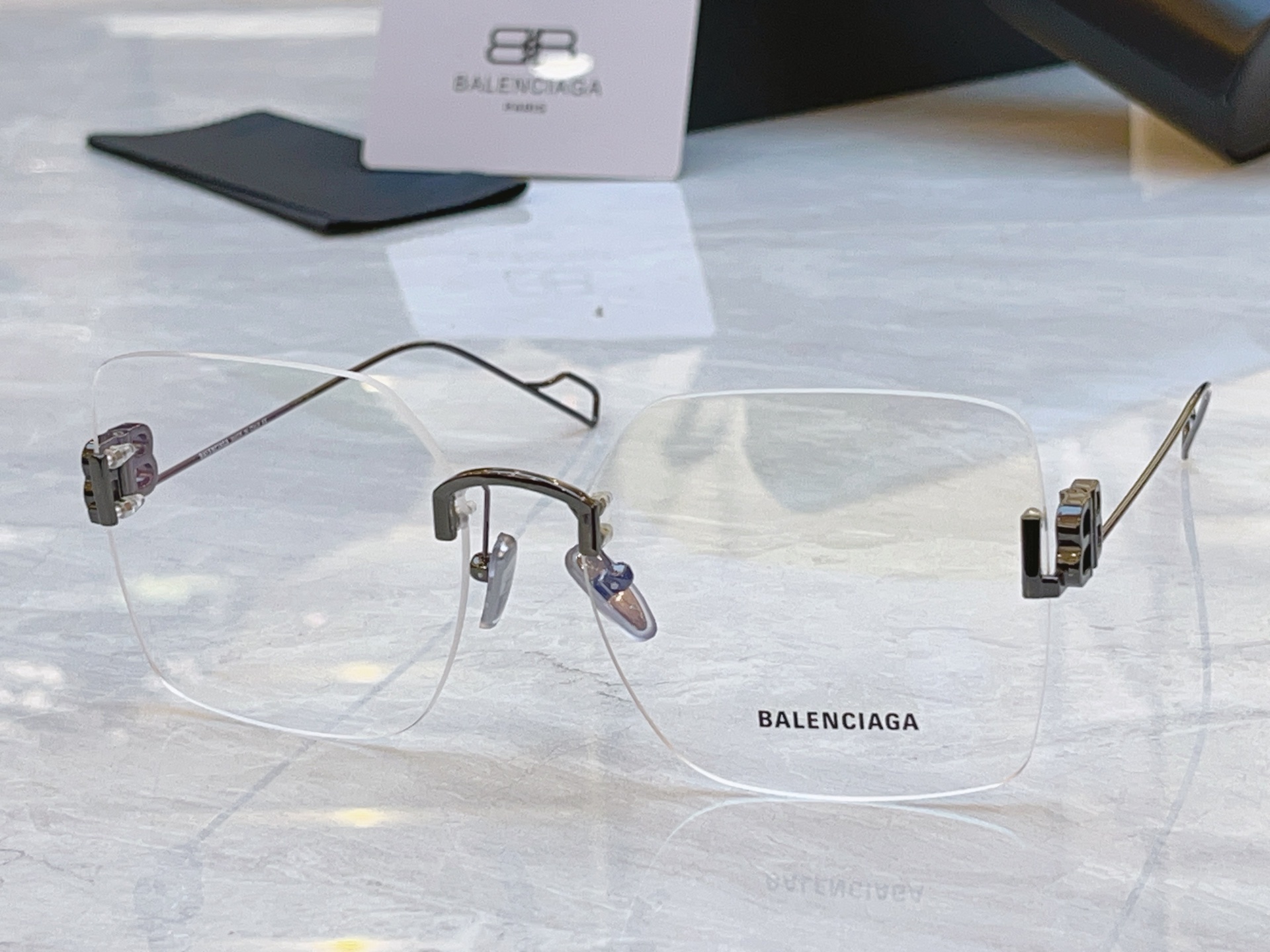 ，【BALENCIAG*】巴黎*世家新款太阳镜，MODEL：BB0113O，SIZE：60口15-140