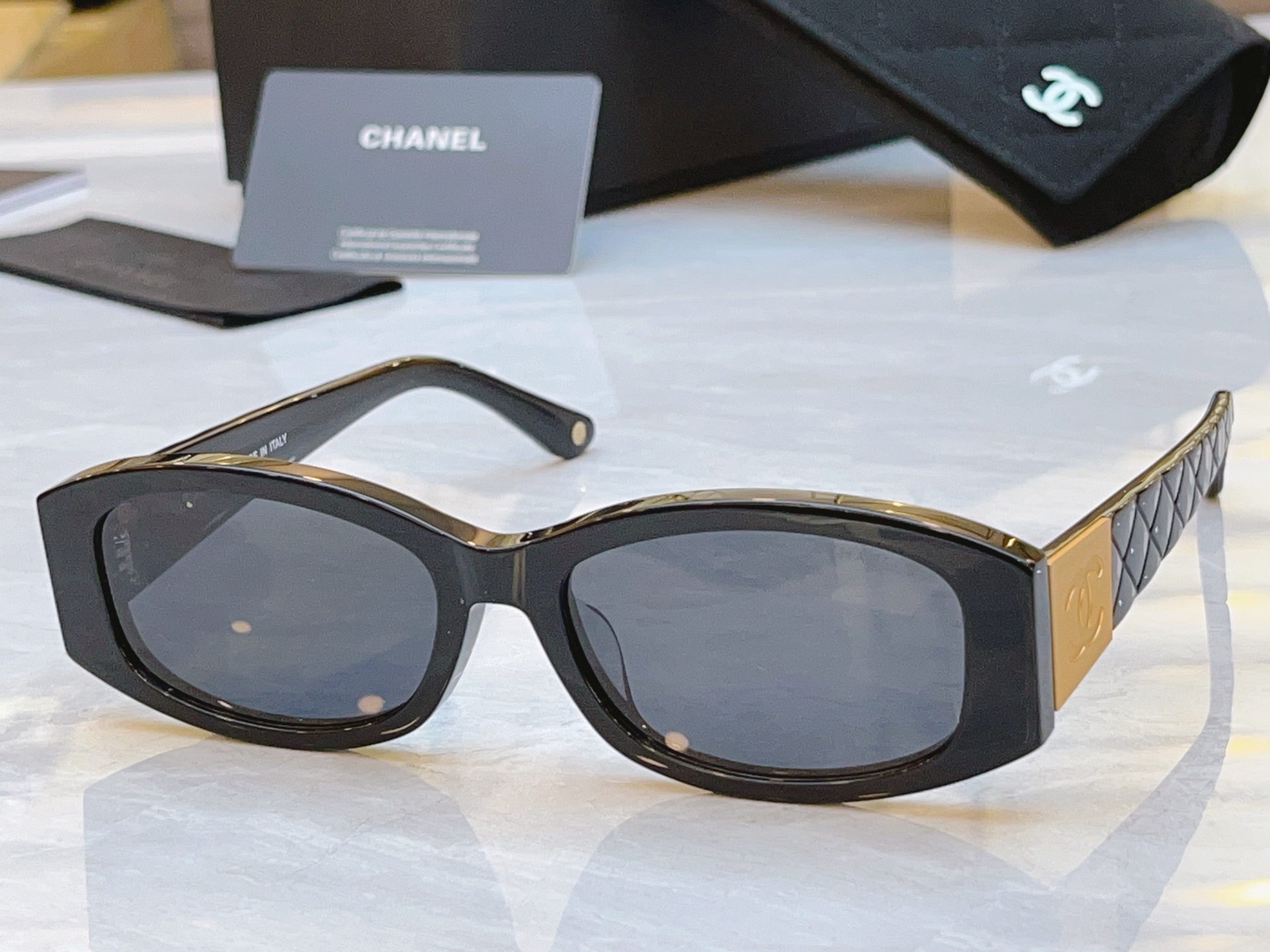 ，【CHANE*】香奈儿新款太阳镜，MODEL：C74573，SIZE：52口18-145